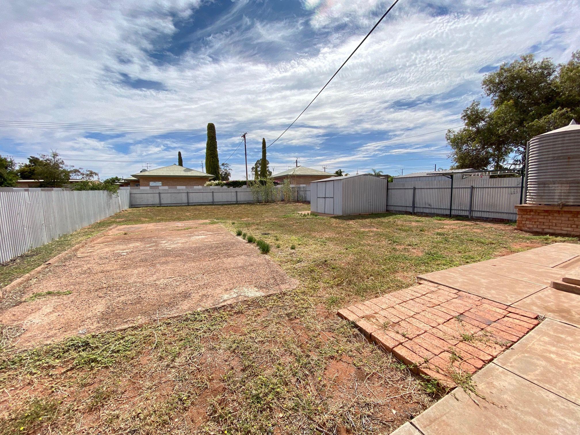 8 Gordon Street, Whyalla Norrie