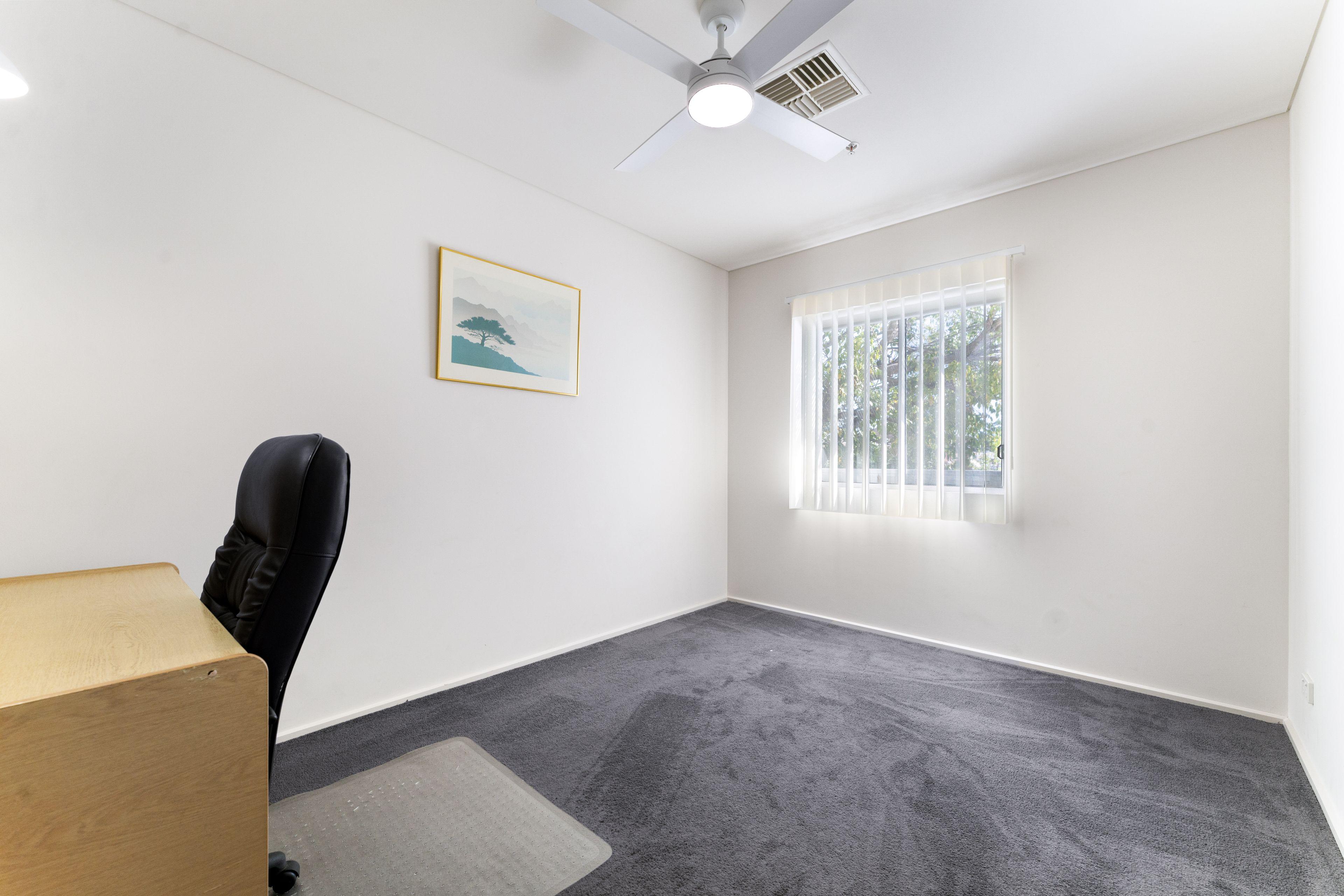 Three Bedroom Apartment in Prestigious Location