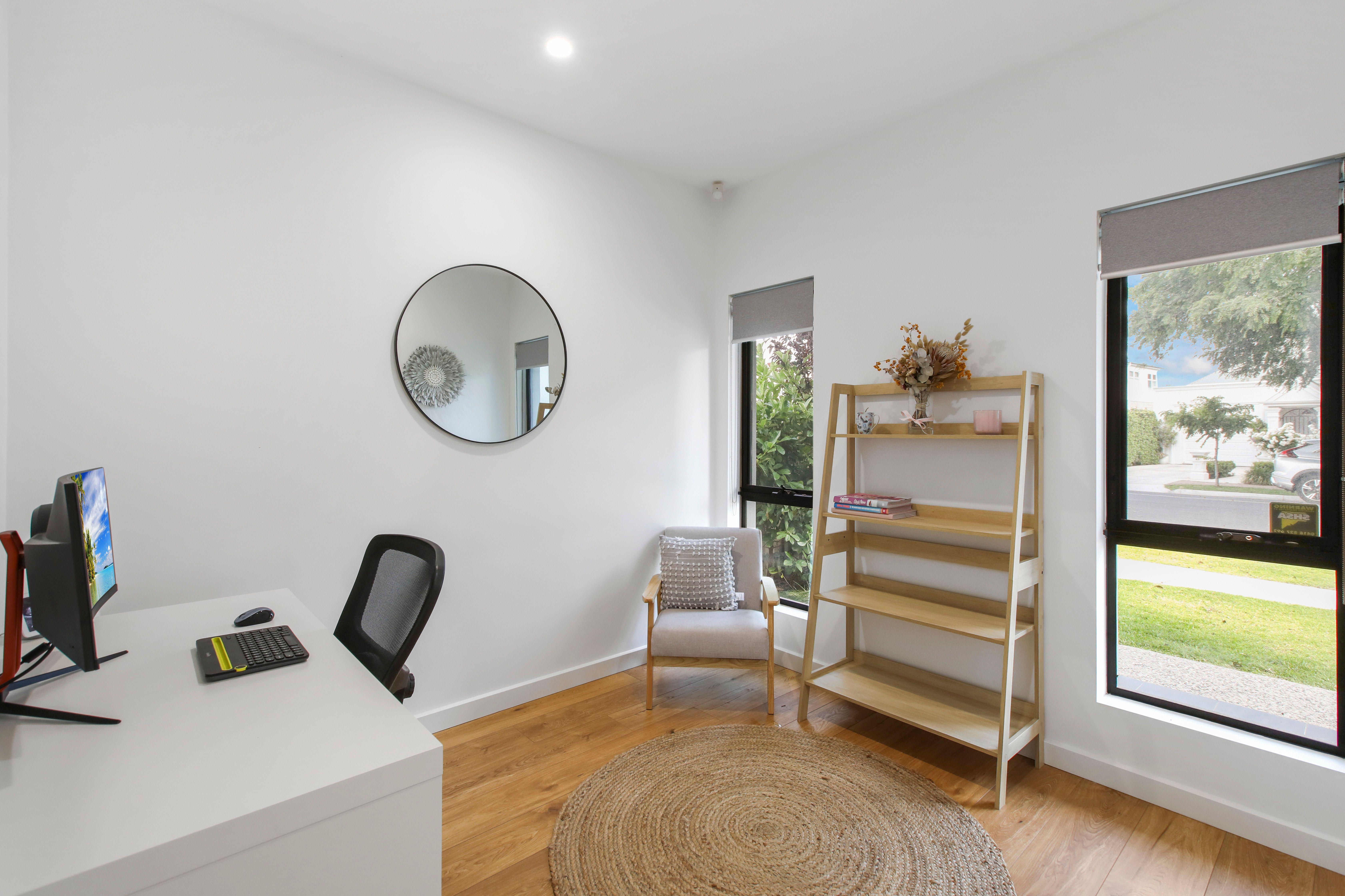 Family Home in Popular Henley High Zone!