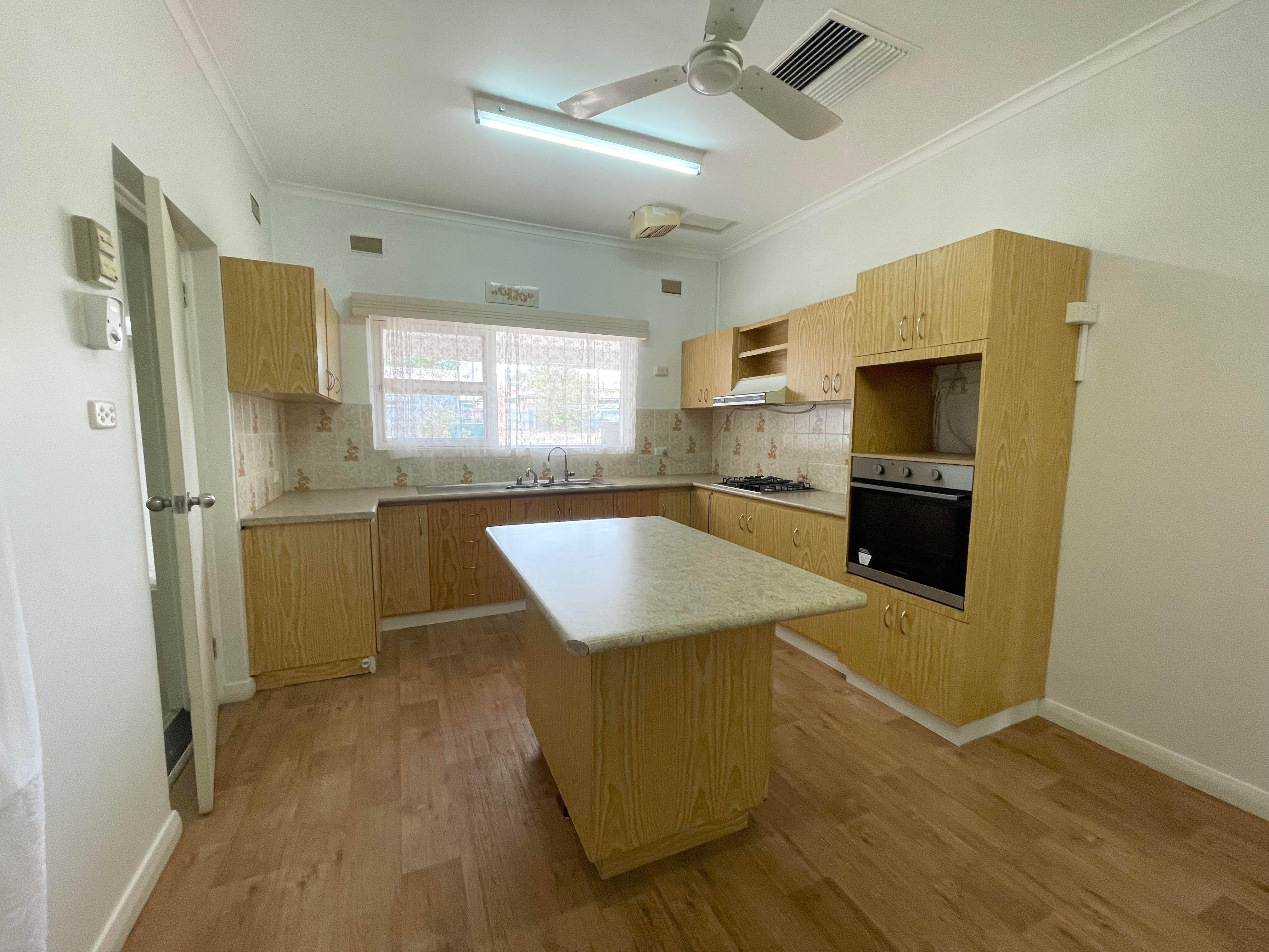 10 Hincks Avenue, Whyalla Norrie