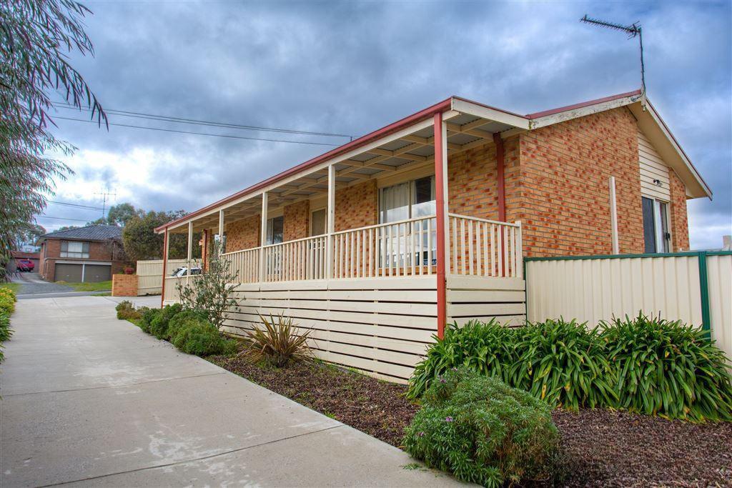 Spacious & Convenient - 3-Bed Unit in Quiet Locale