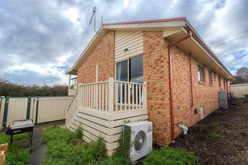 Spacious & Convenient - 3-Bed Unit in Quiet Locale