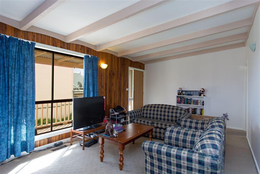 Spacious & Convenient - 3-Bed Unit in Quiet Locale