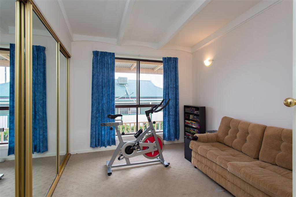 Spacious & Convenient - 3-Bed Unit in Quiet Locale