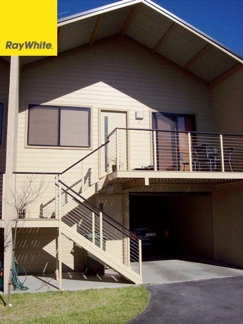 Prop-GPT: Townhouse: NSW Inverell, NSW 2360 Home For Rent