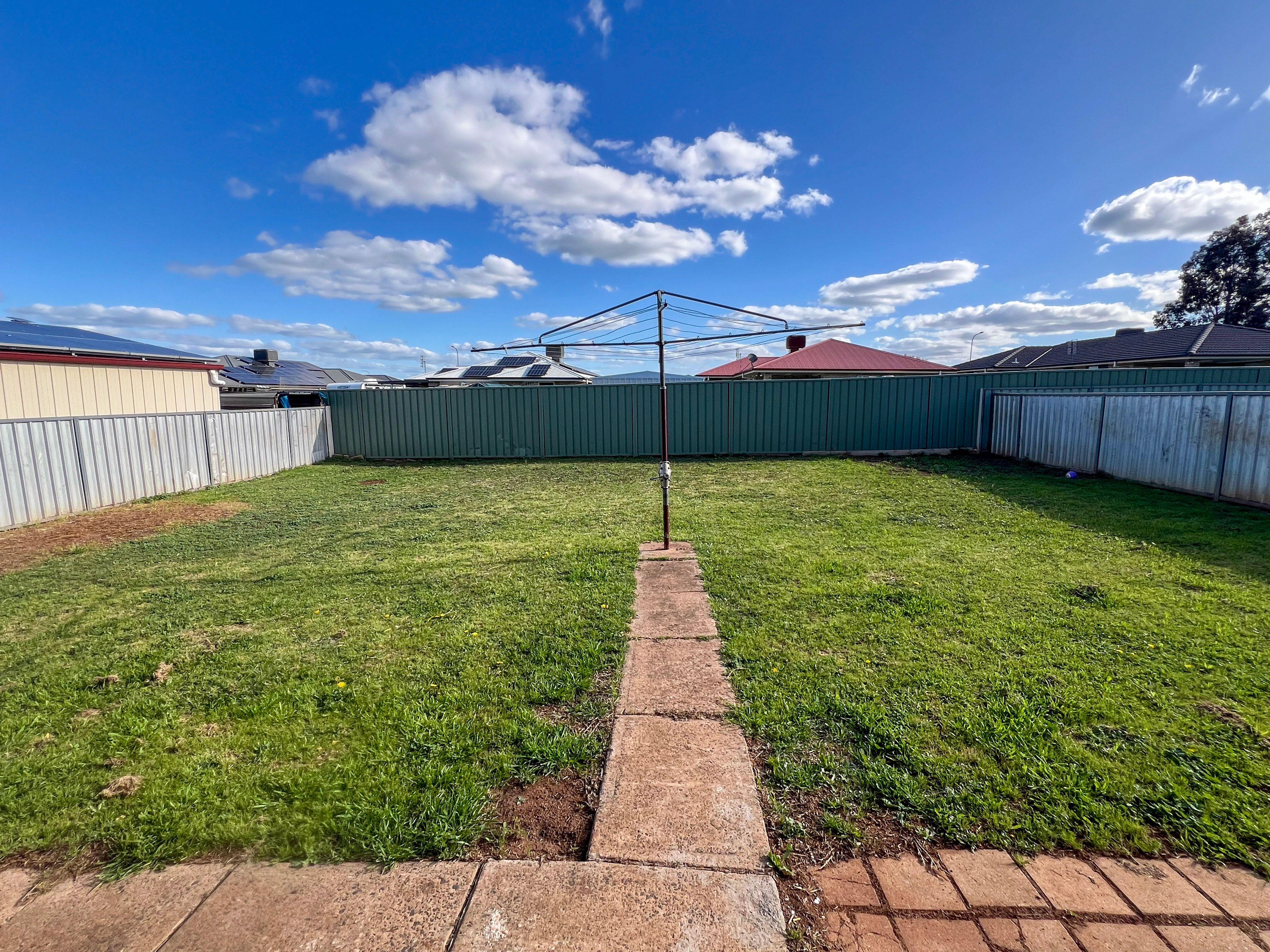 Ray White Real Estate Parkes
