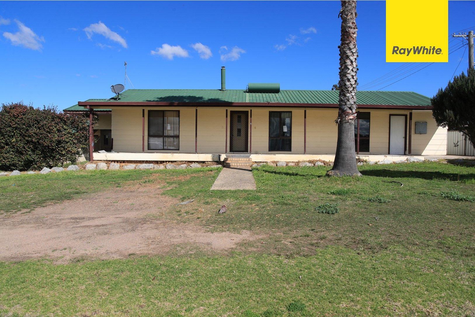 Prop-GPT: House: NSW Inverell, NSW 2360 Home For Rent