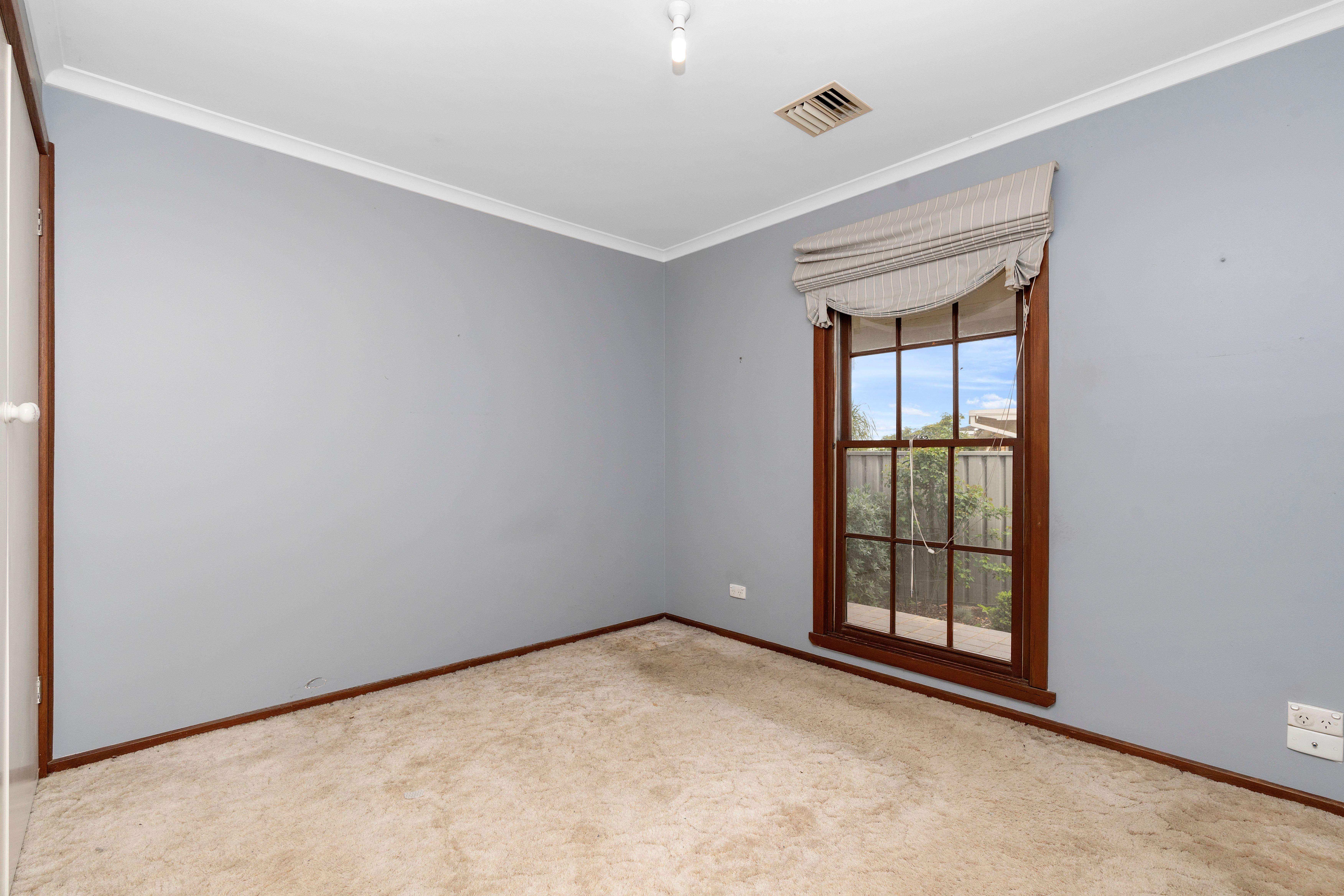 Charming Family Home for Lease in Kooringal