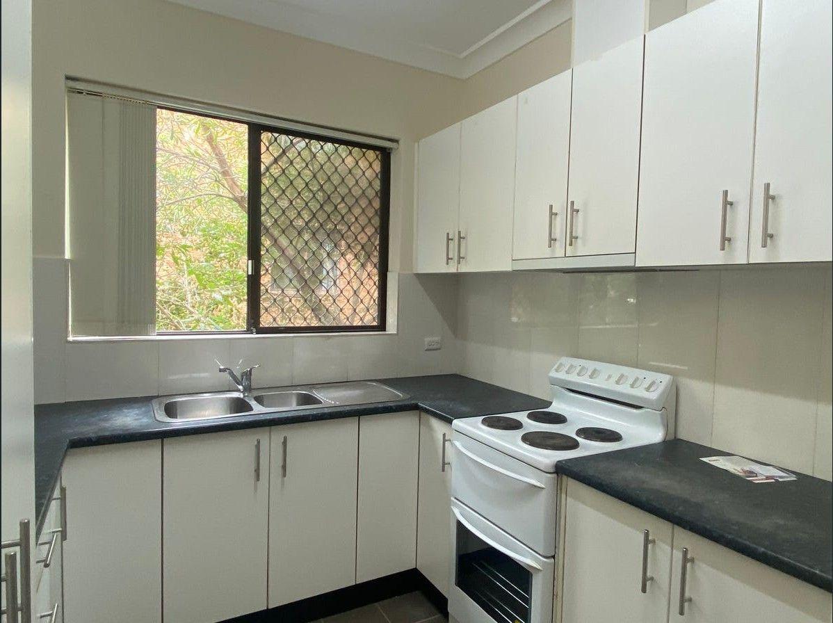 2 BEDROOM UNIT IN GREAT LOCATION