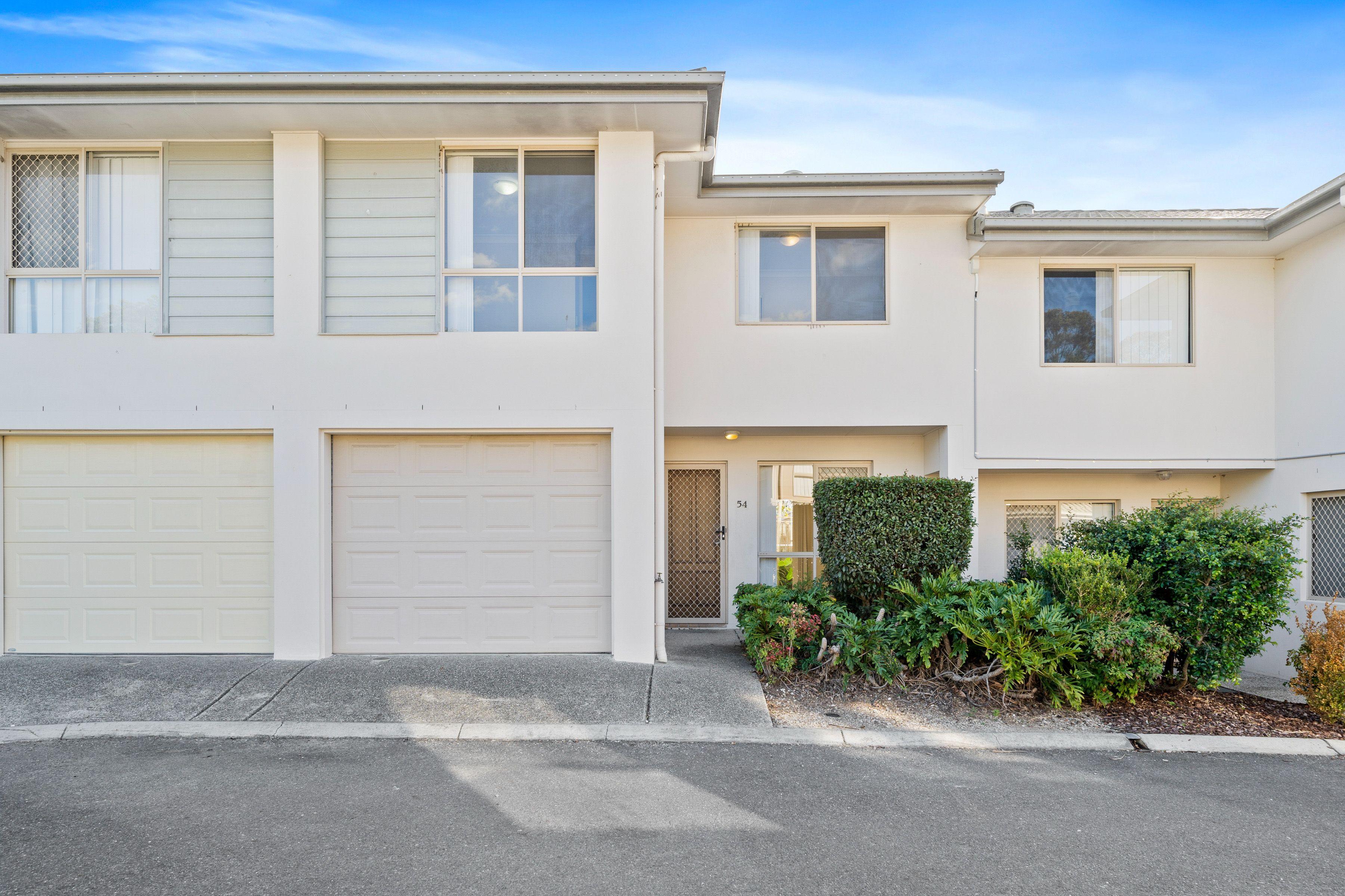 Prop-GPT: Townhouse: QLD Eagleby, QLD 4207 Home For Rent