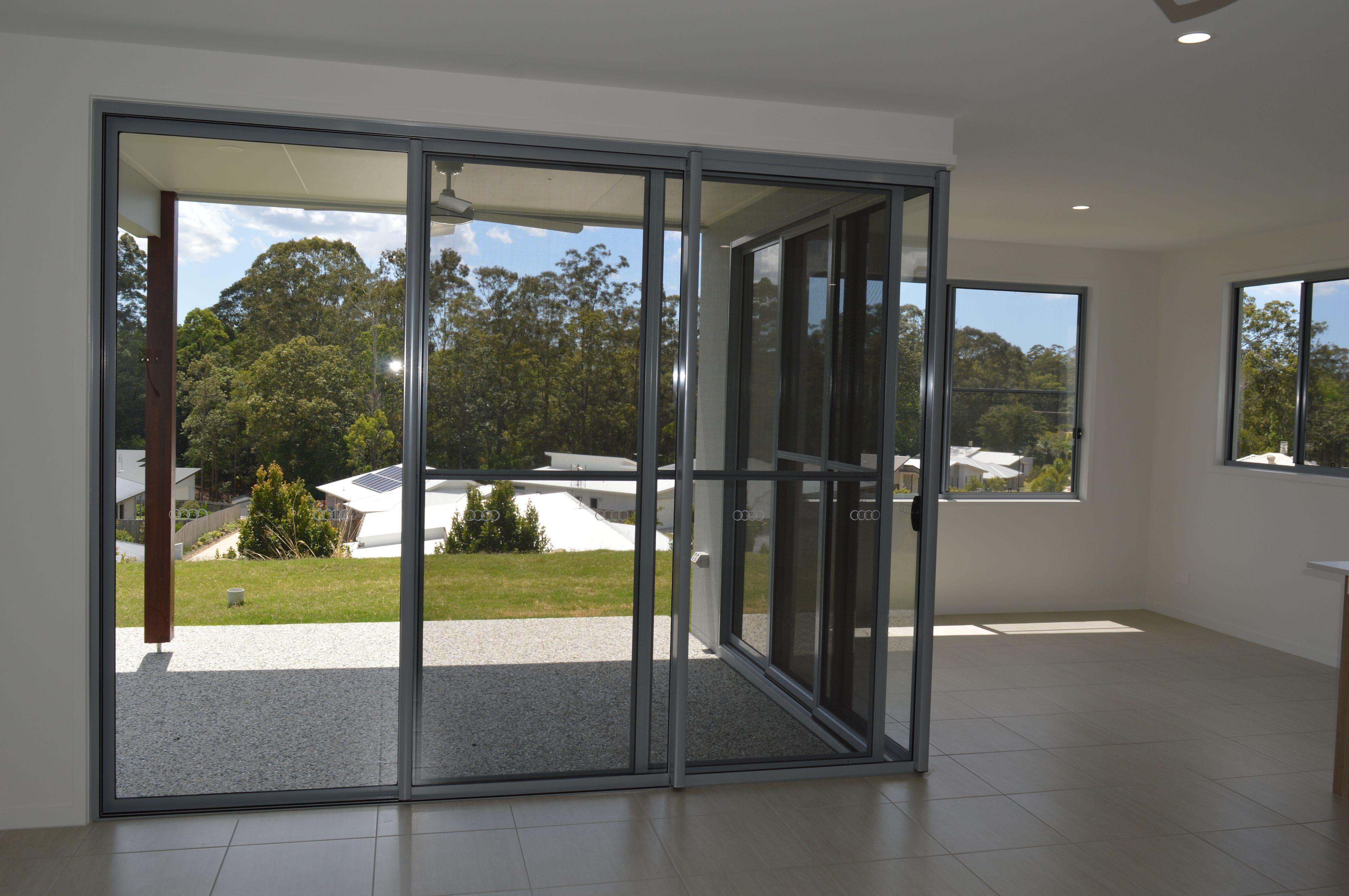 Pathways Estate Home - Minutes to Town!