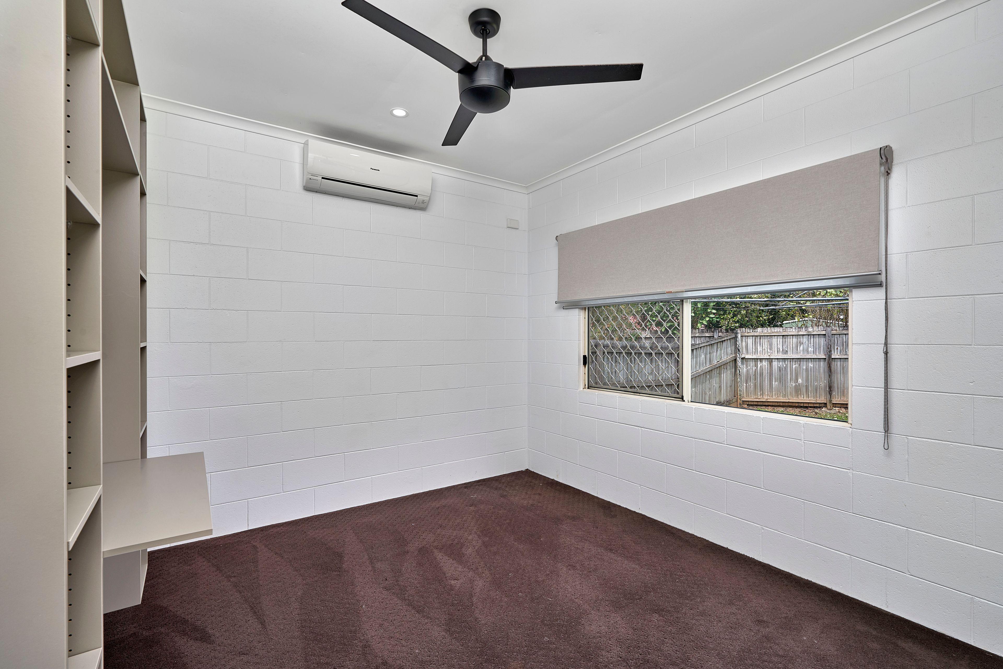 UNFURNISHED HOME ON A LARGE BLOCK WITH A GREAT SHED!