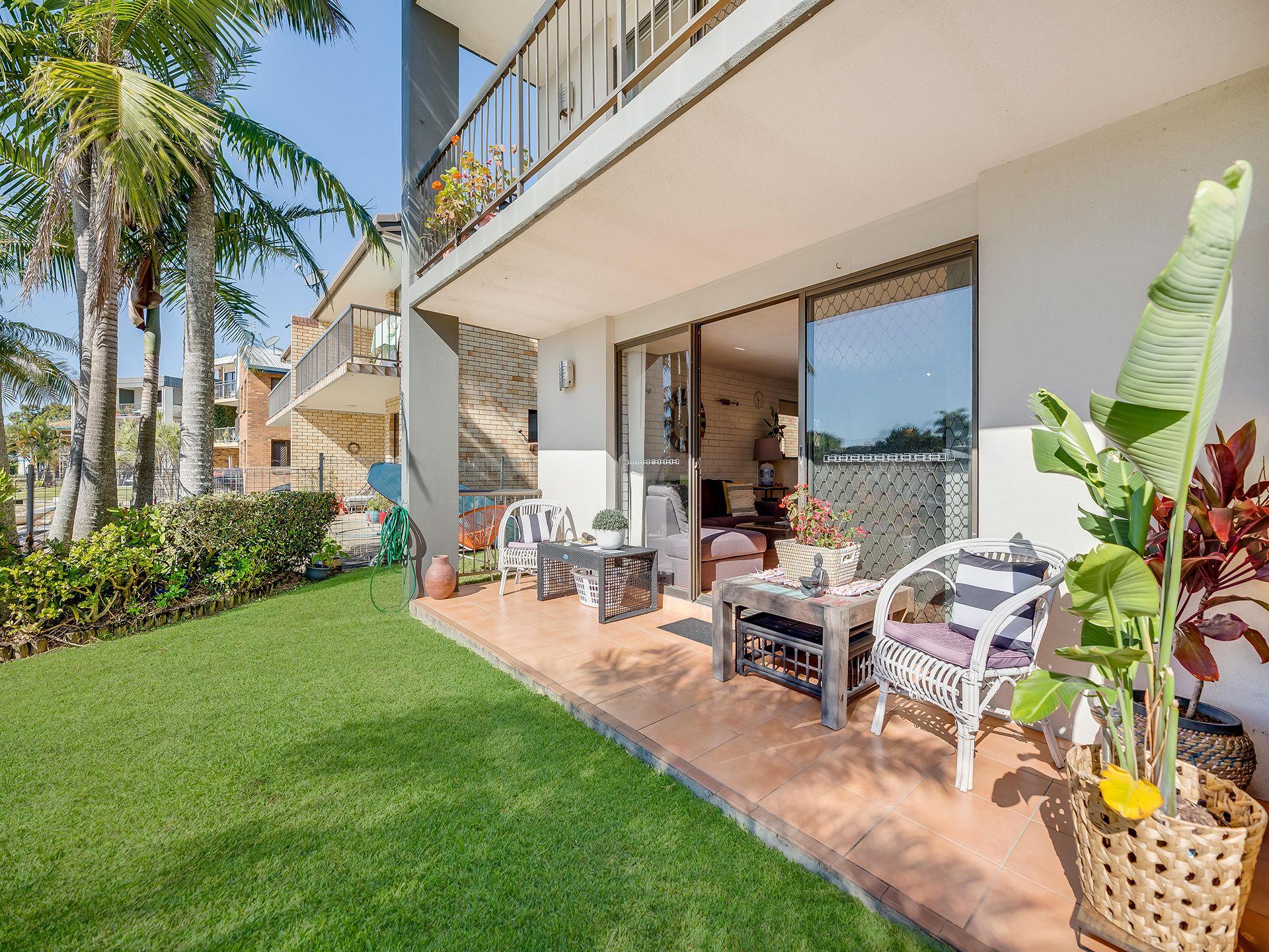 Open plan living overlooking Mooloolaba canals