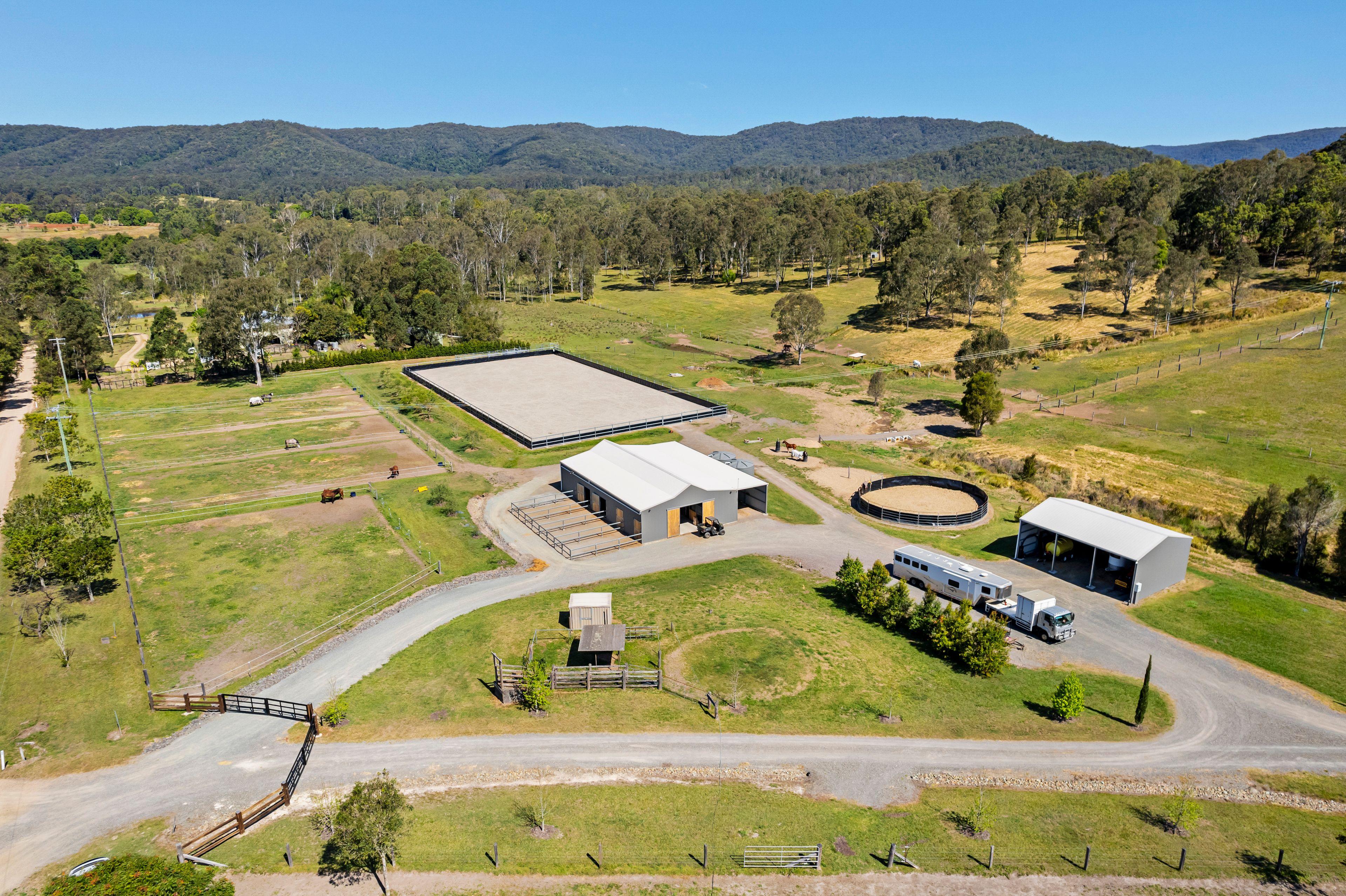 Prop-GPT: Lifestyle: QLD Belli Park, QLD 4562 Rural