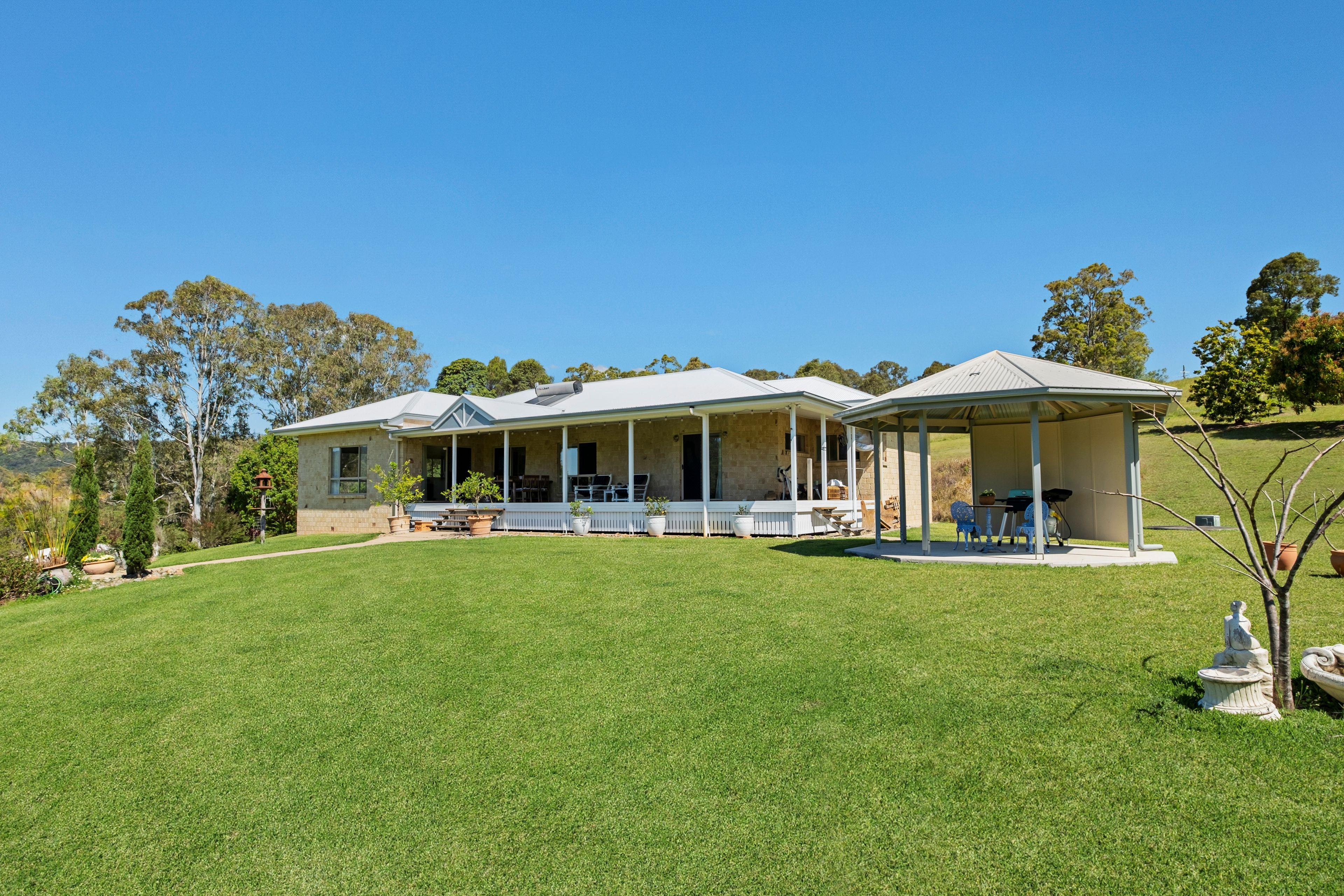 An Equestrian Estate of Rare Quality