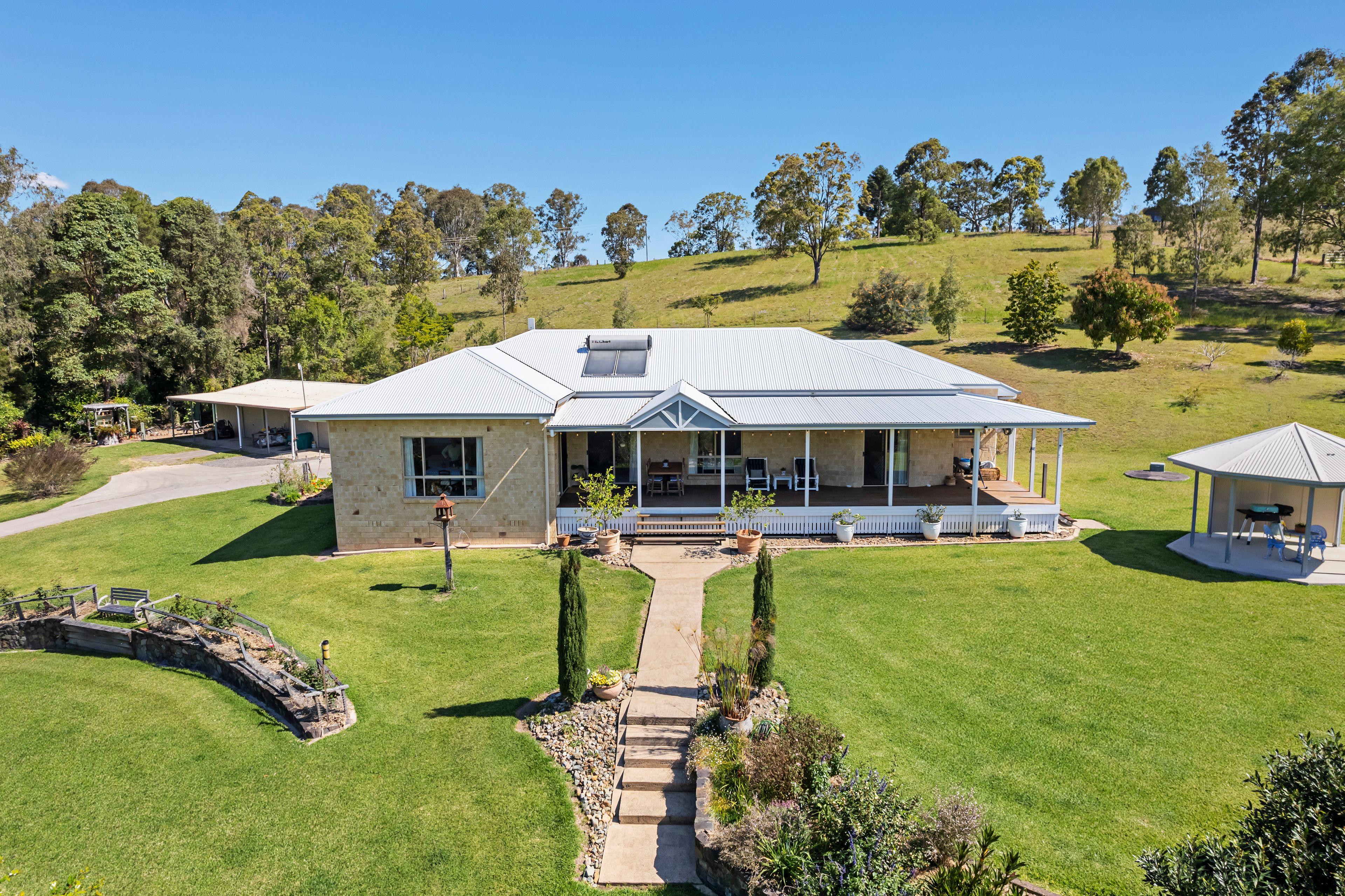 An Equestrian Estate of Rare Quality