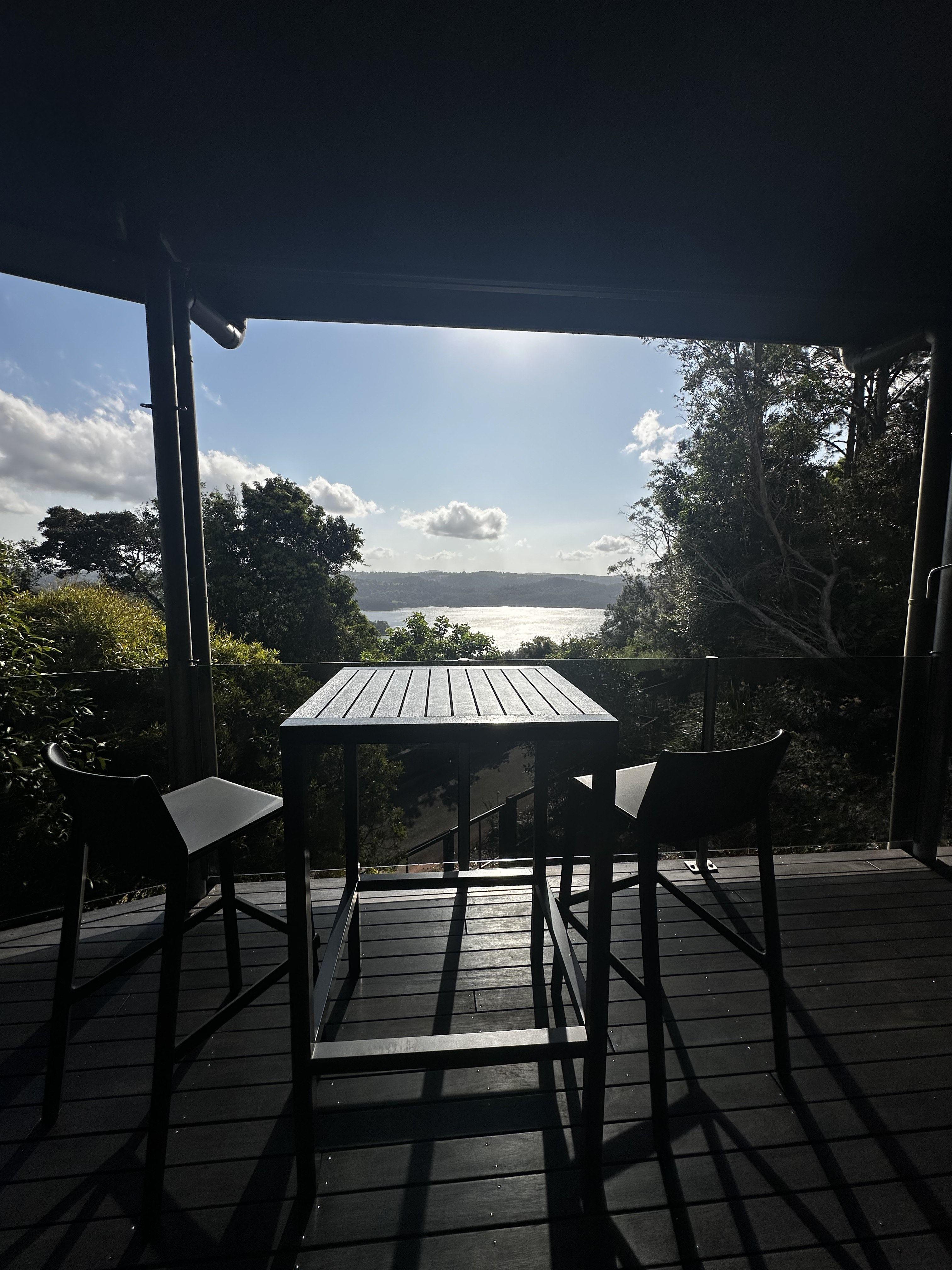 Mullara over Lake Baroon - architectural retreat with panoramic views