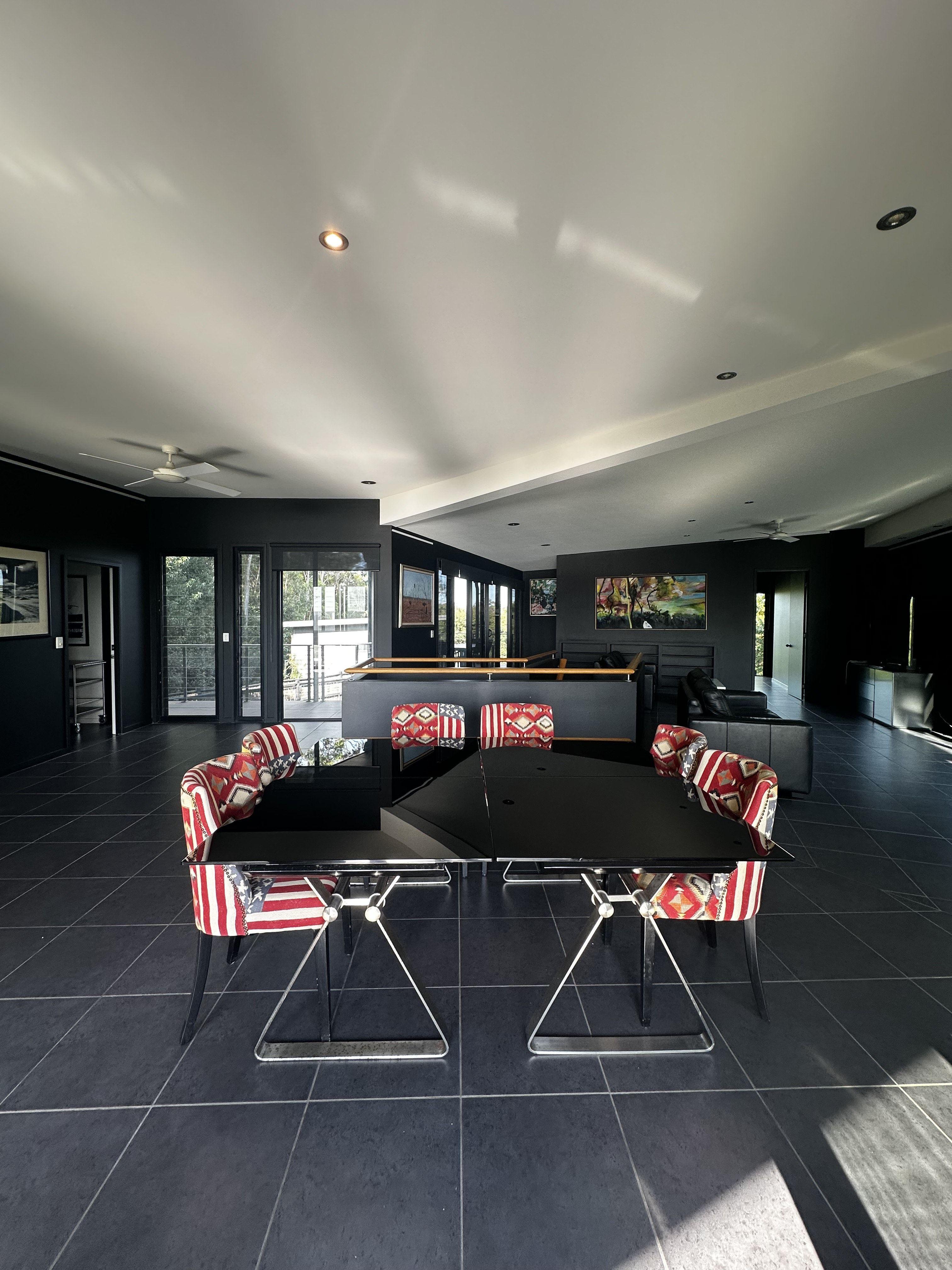 Mullara over Lake Baroon - architectural retreat with panoramic views