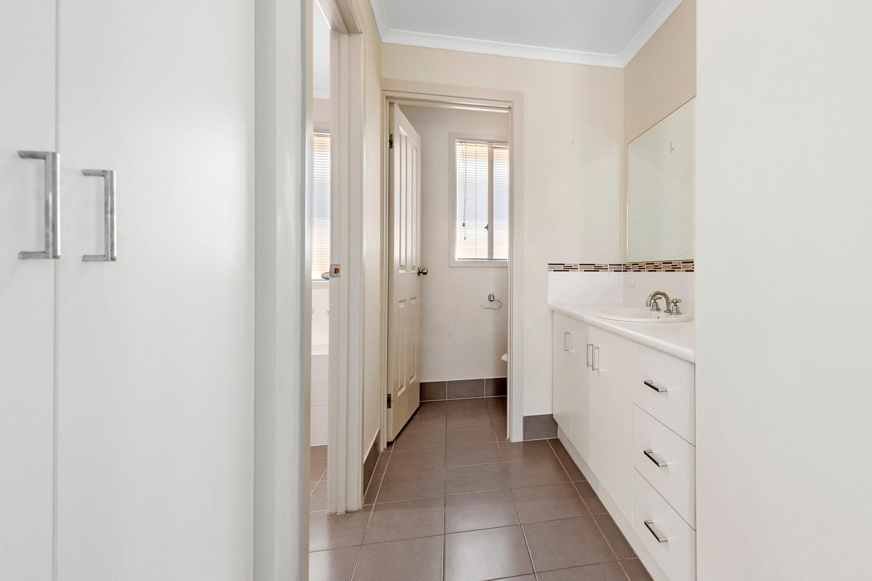 For Lease: Spacious Modern 3 Bedroom Family Home in Kadina