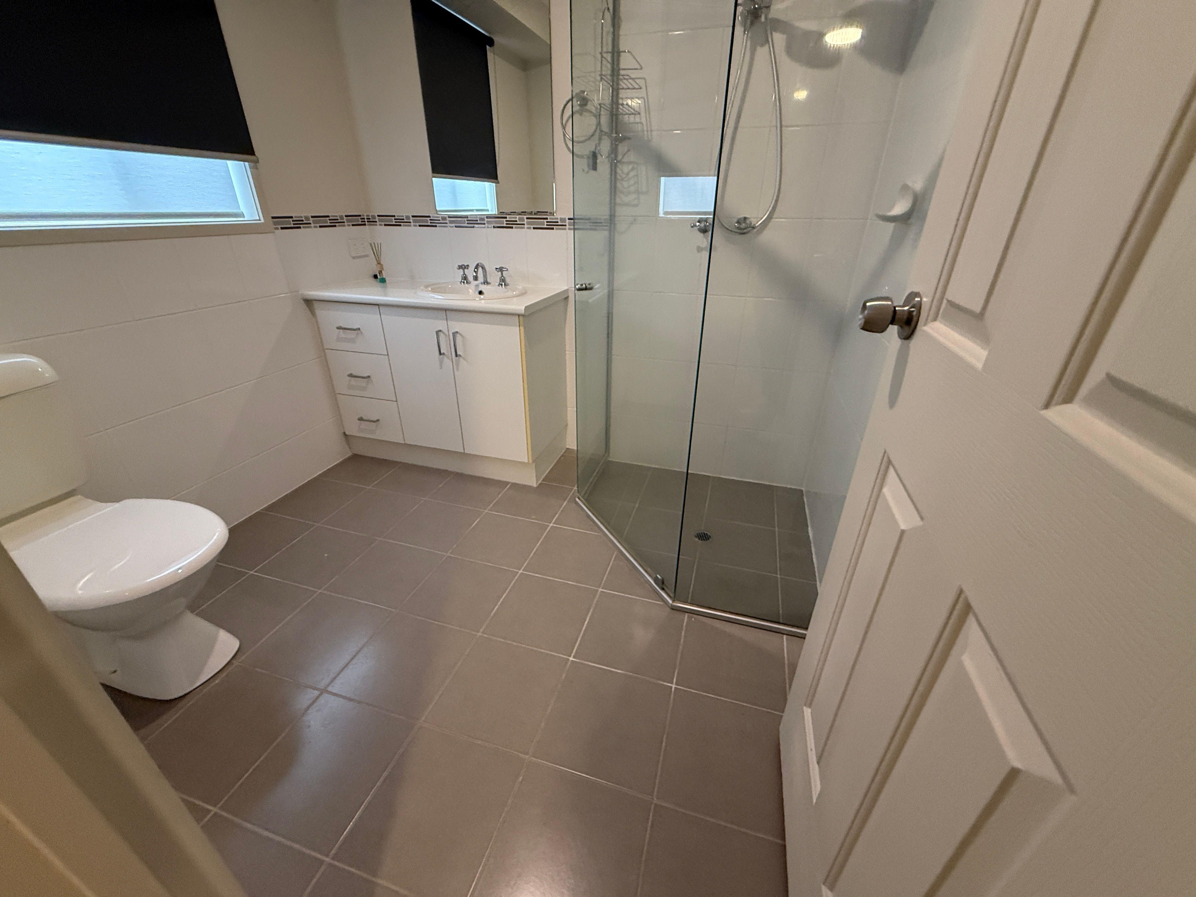 For Lease: Spacious Modern 3 Bedroom Family Home in Kadina