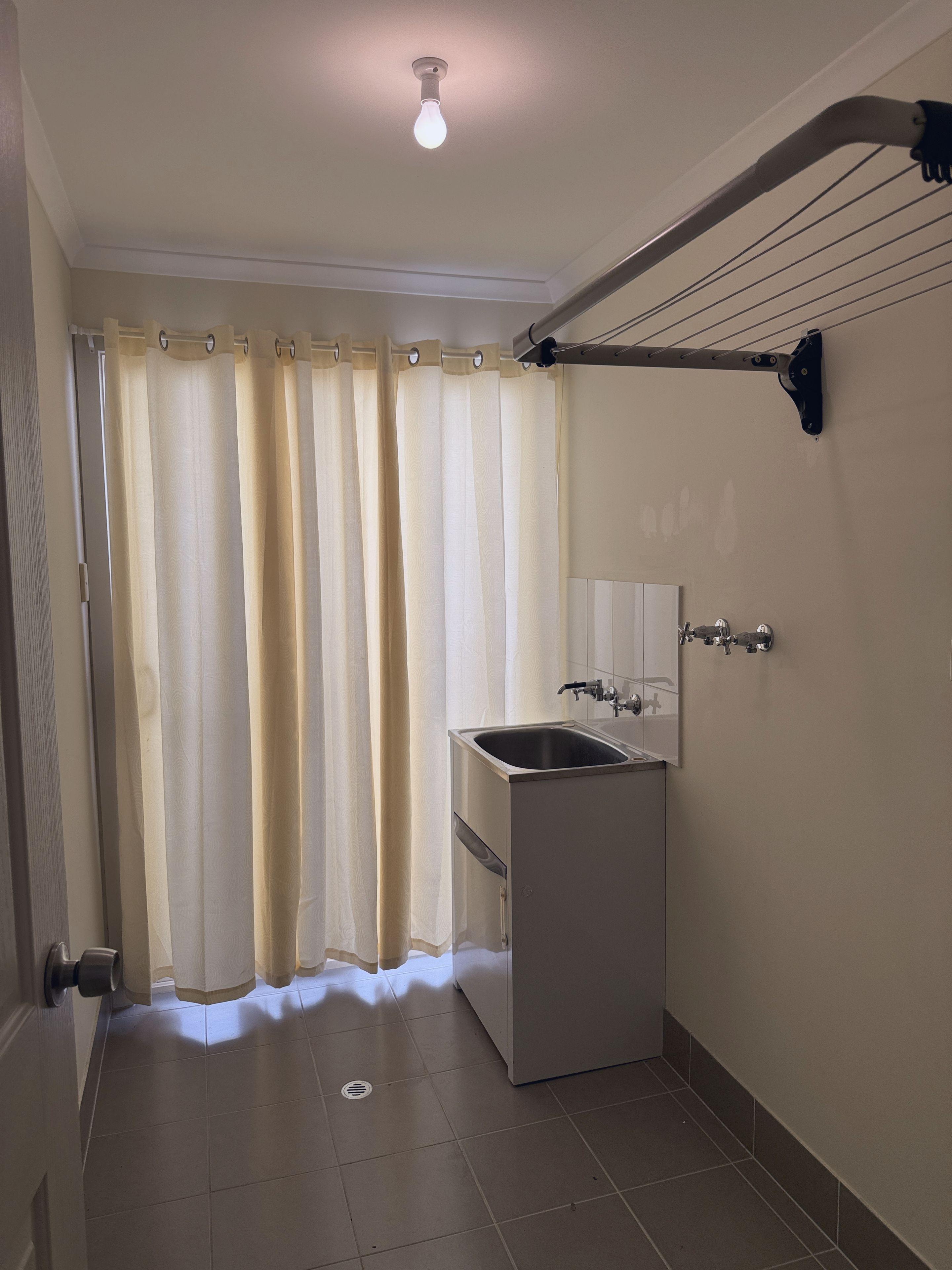 For Lease: Spacious Modern 3 Bedroom Family Home in Kadina