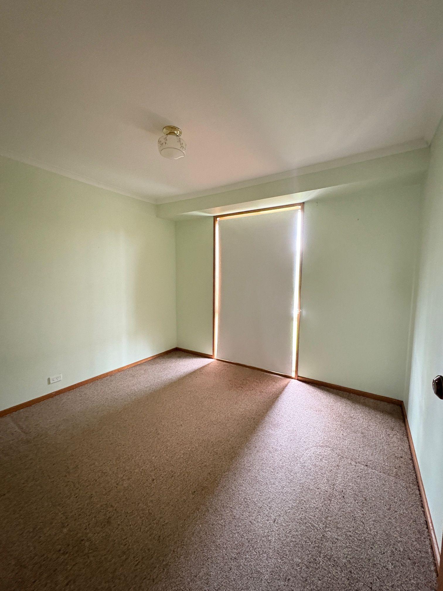 Please call Ray white Nagambie 0357942777 to book a time to view