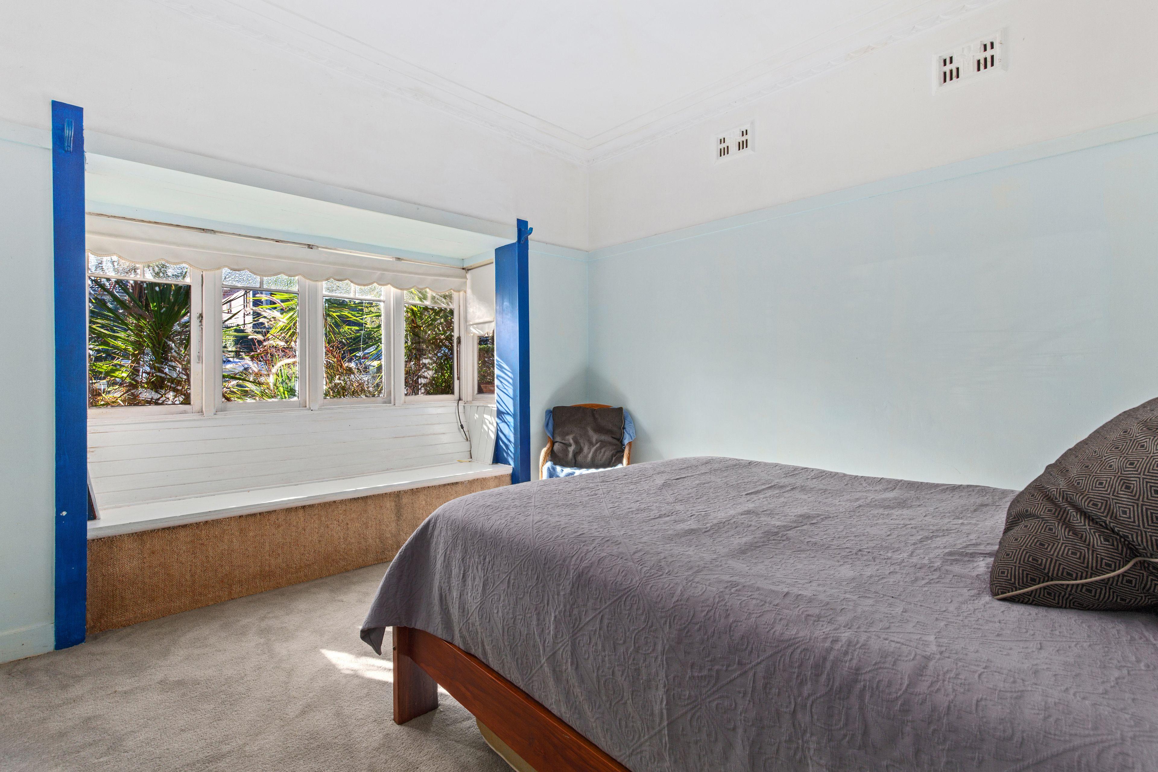 3-BEDROOM HOUSE FOR RENT