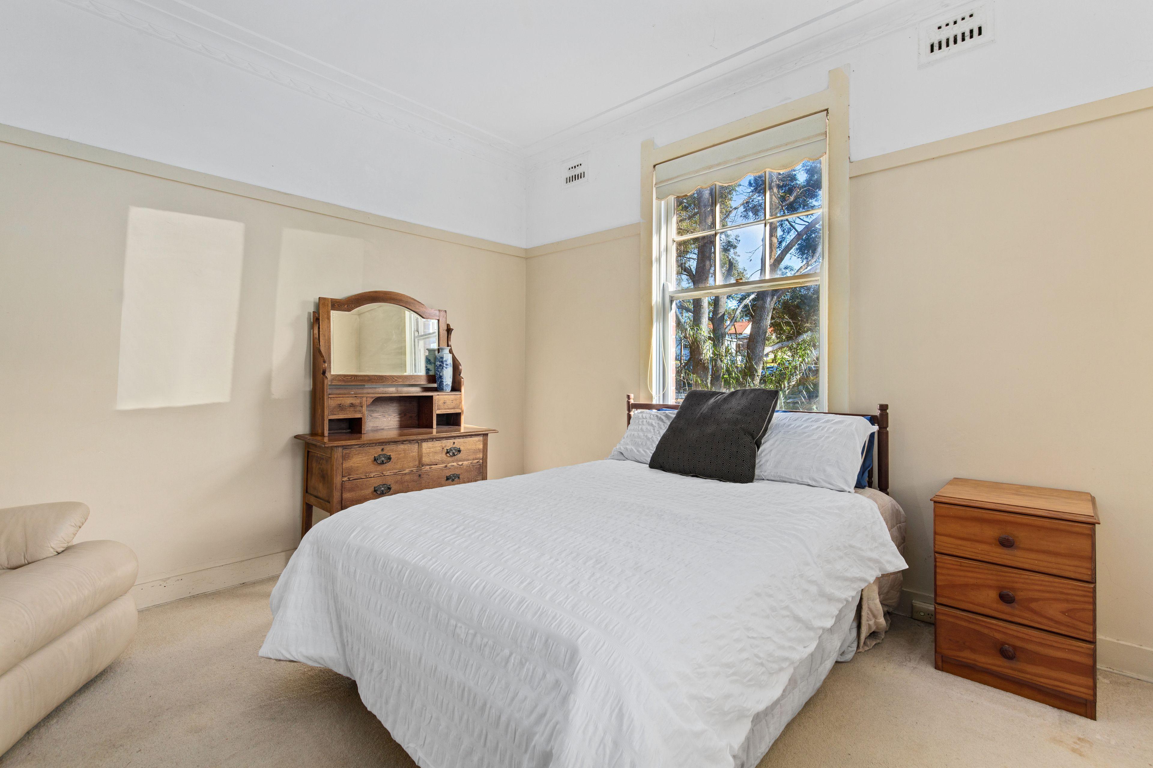 3-BEDROOM HOUSE FOR RENT