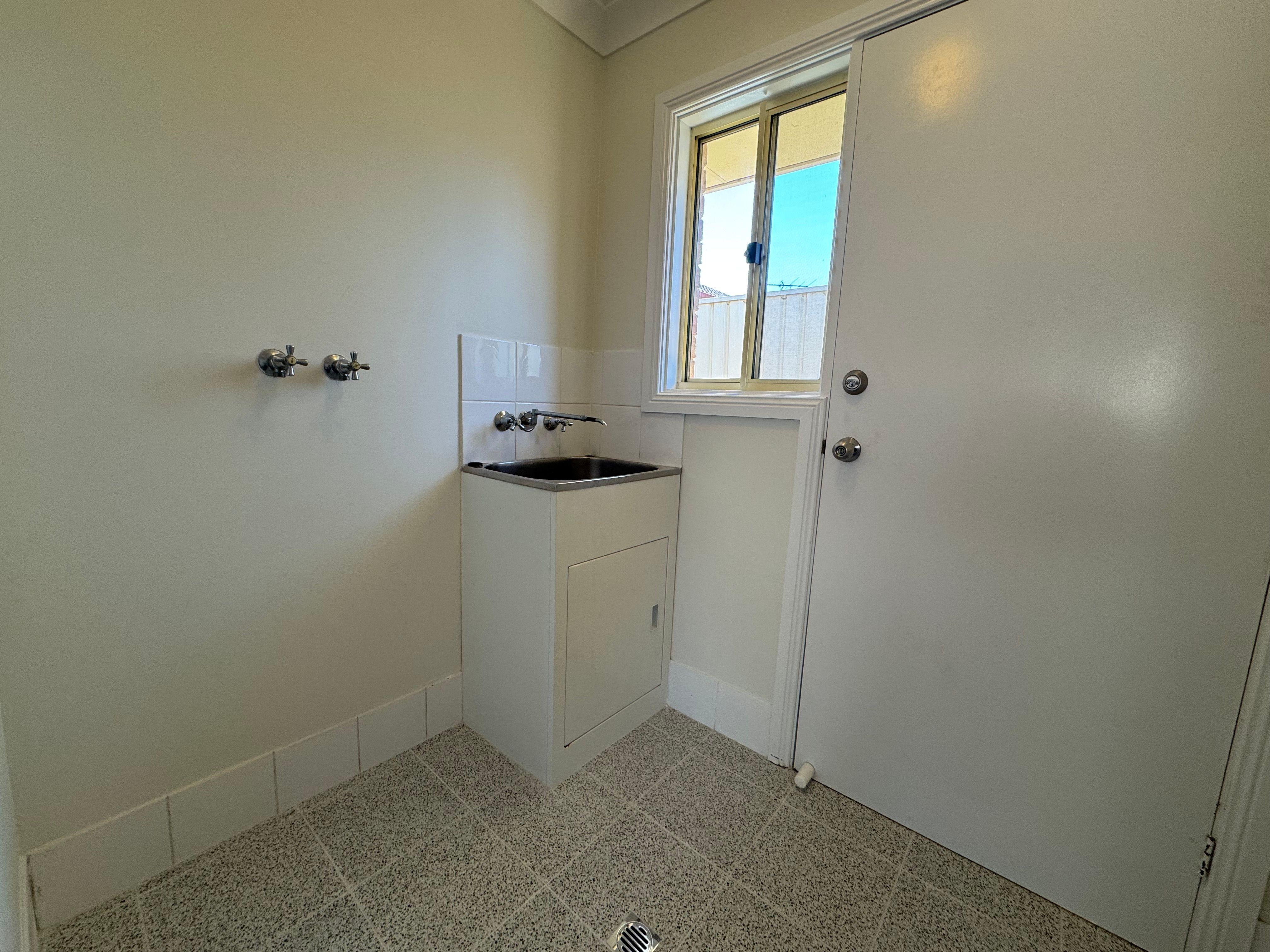 Spacious 4-Bedroom Home in a Quiet Cul-De-Sac