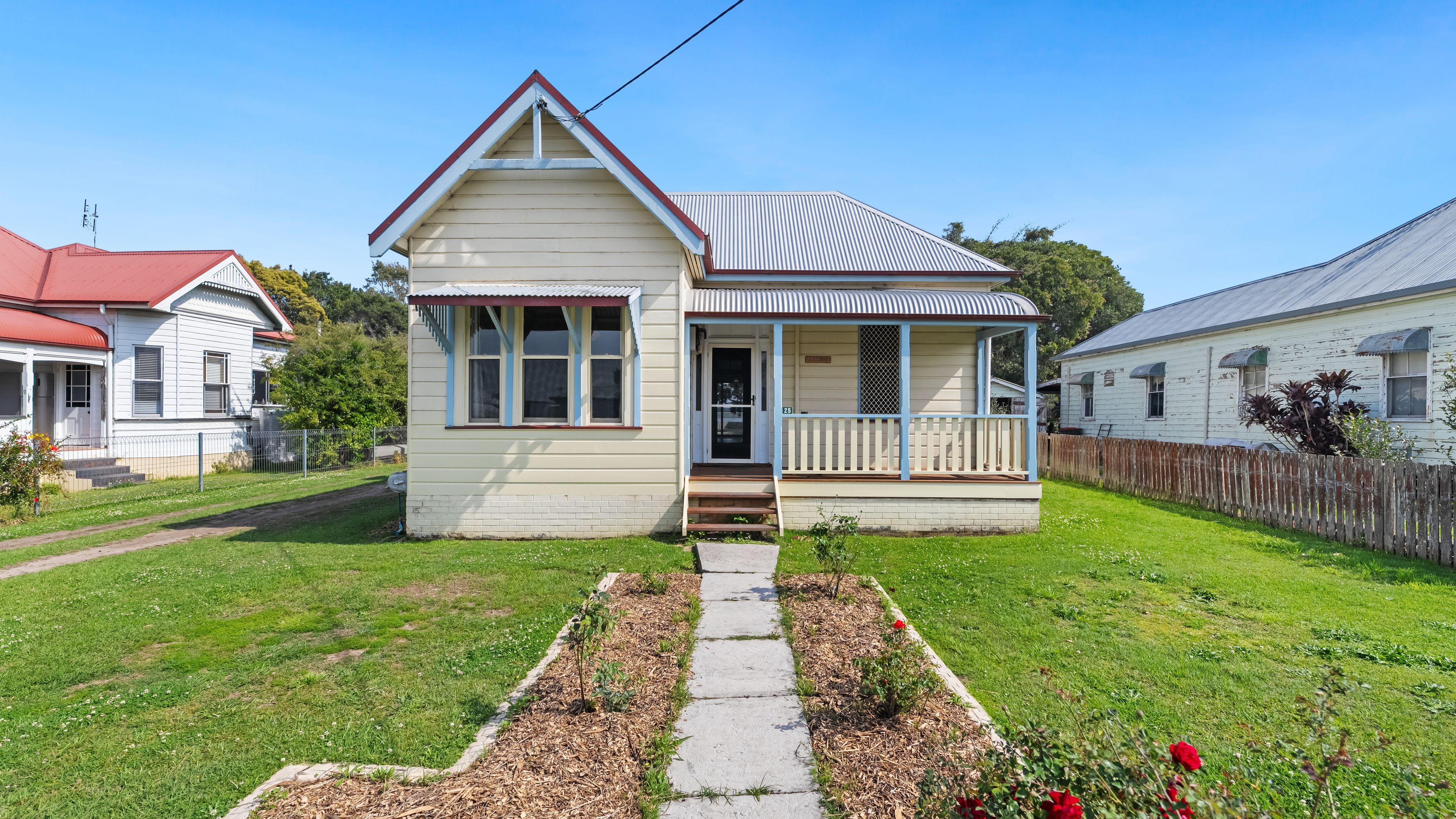 Prop-GPT: House: NSW Ulmarra, NSW 2462 Home For Rent