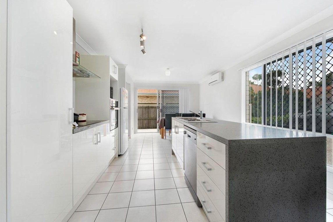 Modern Townhouse Living in the Heart of Redcliffe