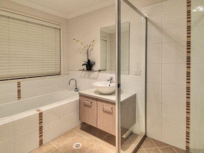 Stunning Family Home in Forest Lake - 33 Brushwood Circuit