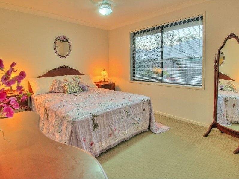 Stunning Family Home in Forest Lake - 33 Brushwood Circuit