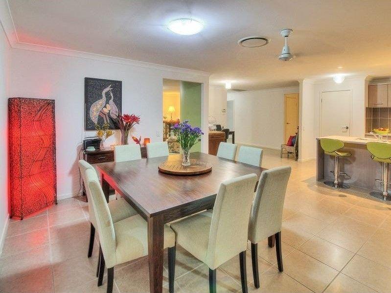 Stunning Family Home in Forest Lake - 33 Brushwood Circuit