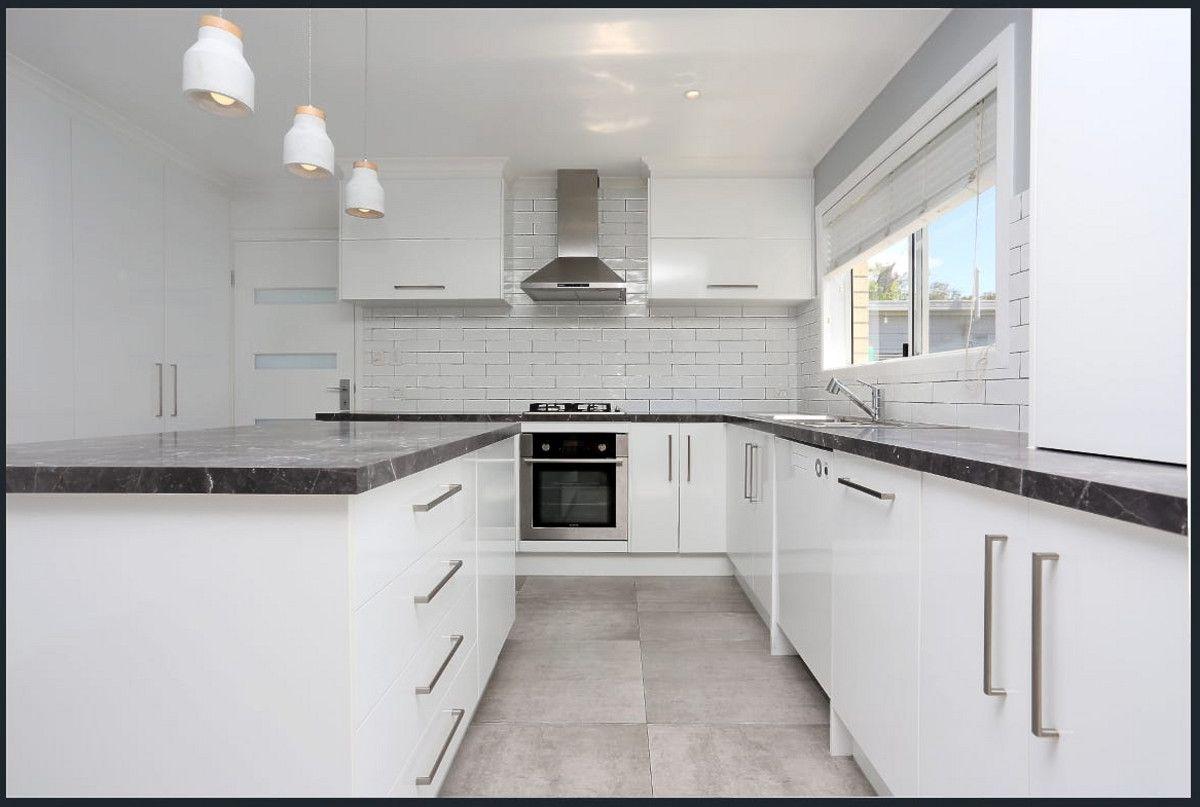 Prop-GPT: Property: QLD Southport, QLD 4215 Queensland 4215