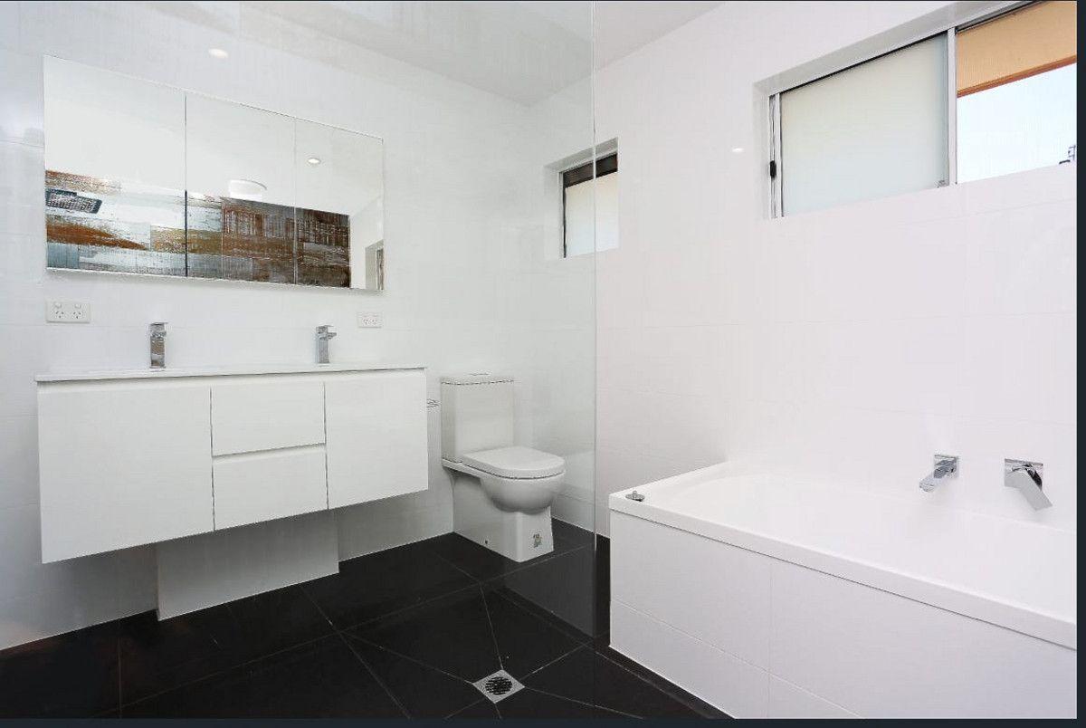 2/63 Walton Street, Southport, QLD 4215 - Duplex / Semi - Detached for Rent - harcourts.net