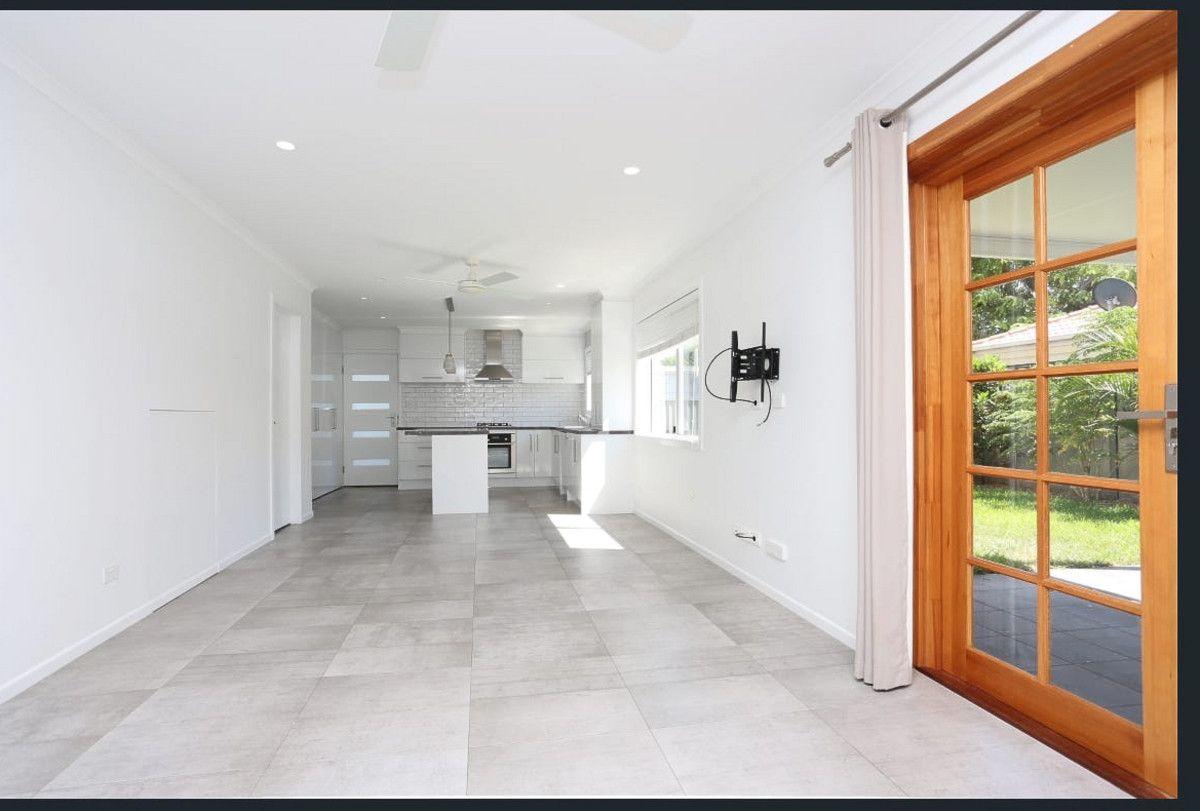 2/63 Walton Street, Southport, QLD 4215 - Duplex / Semi - Detached for Rent - harcourts.net