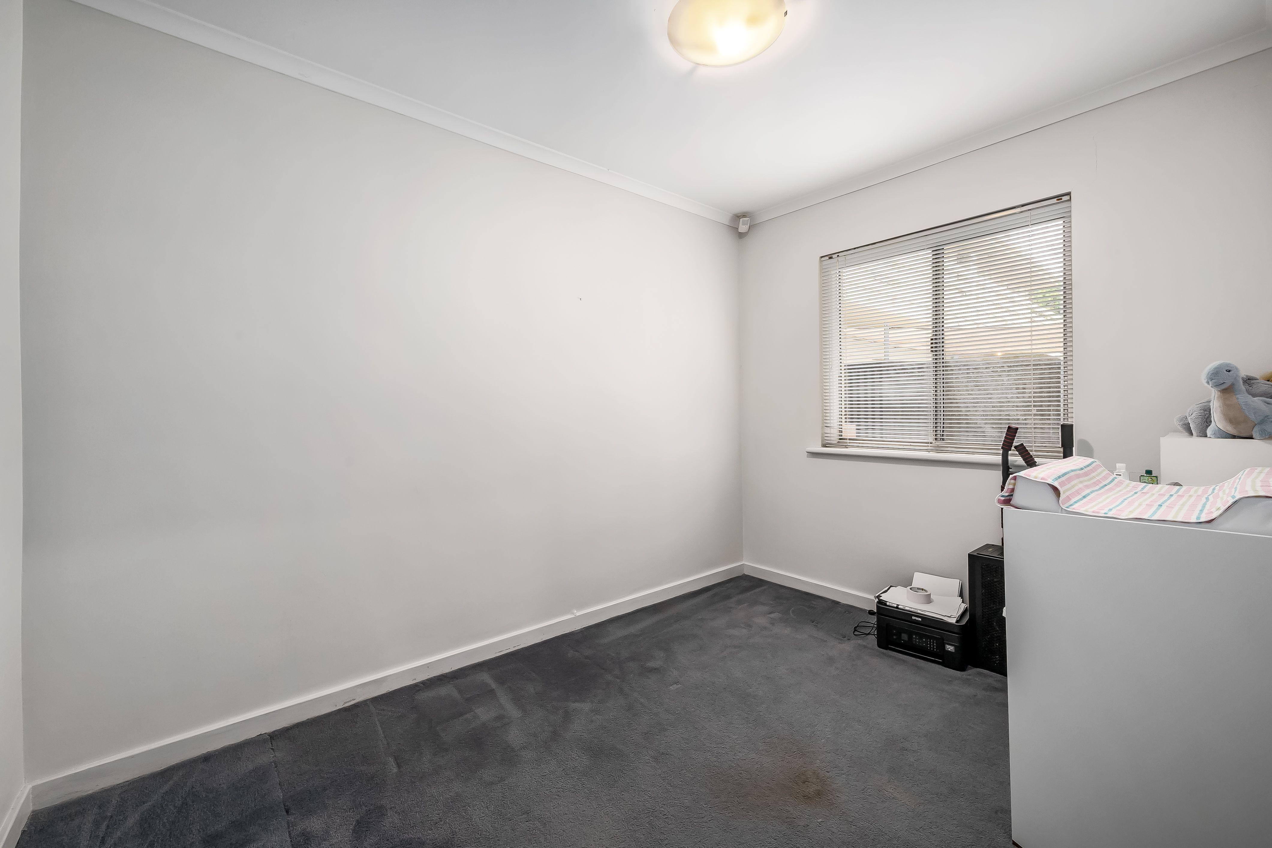 Stylish Furnished Ground Floor Living in Leafy Forestville