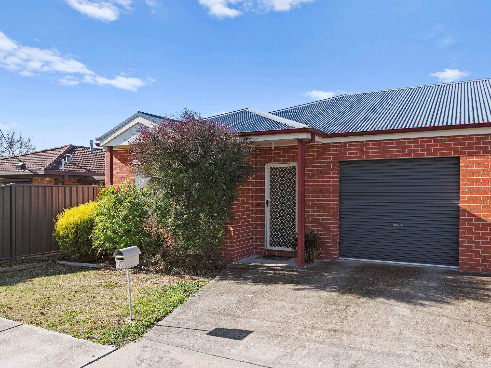 Prop-GPT: House: VIC Benalla, VIC 3672 Home For Rent