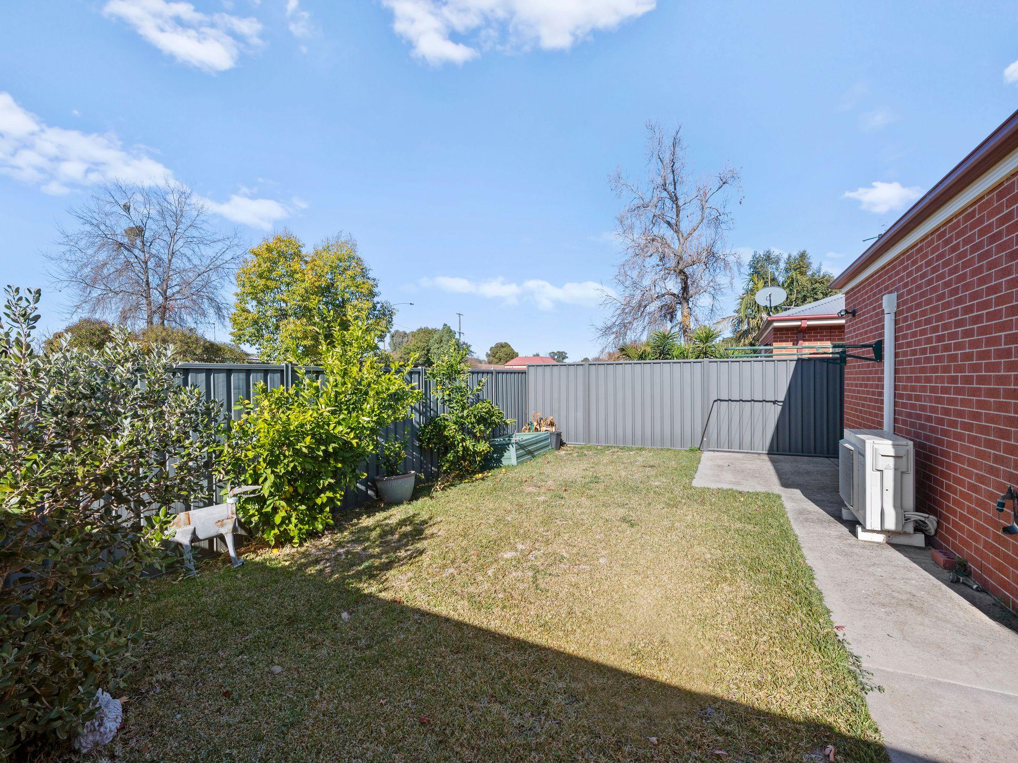 Spacious 2 bedroom open plan home
