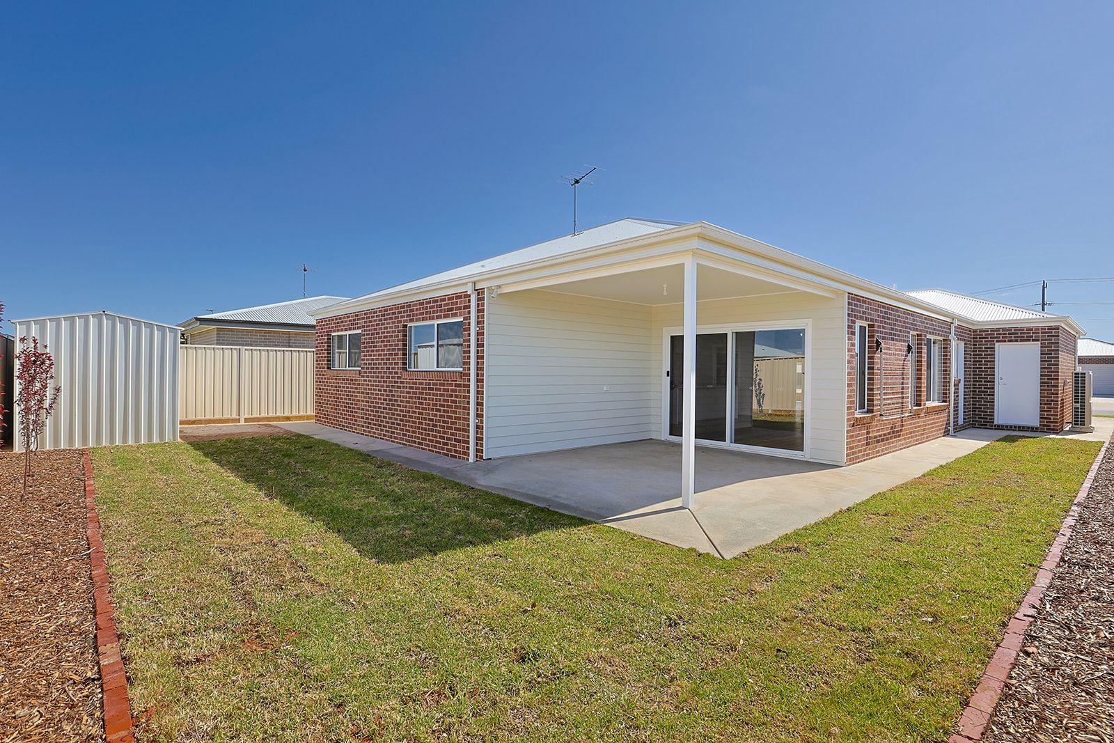 Beautiful Brand New Family Home
