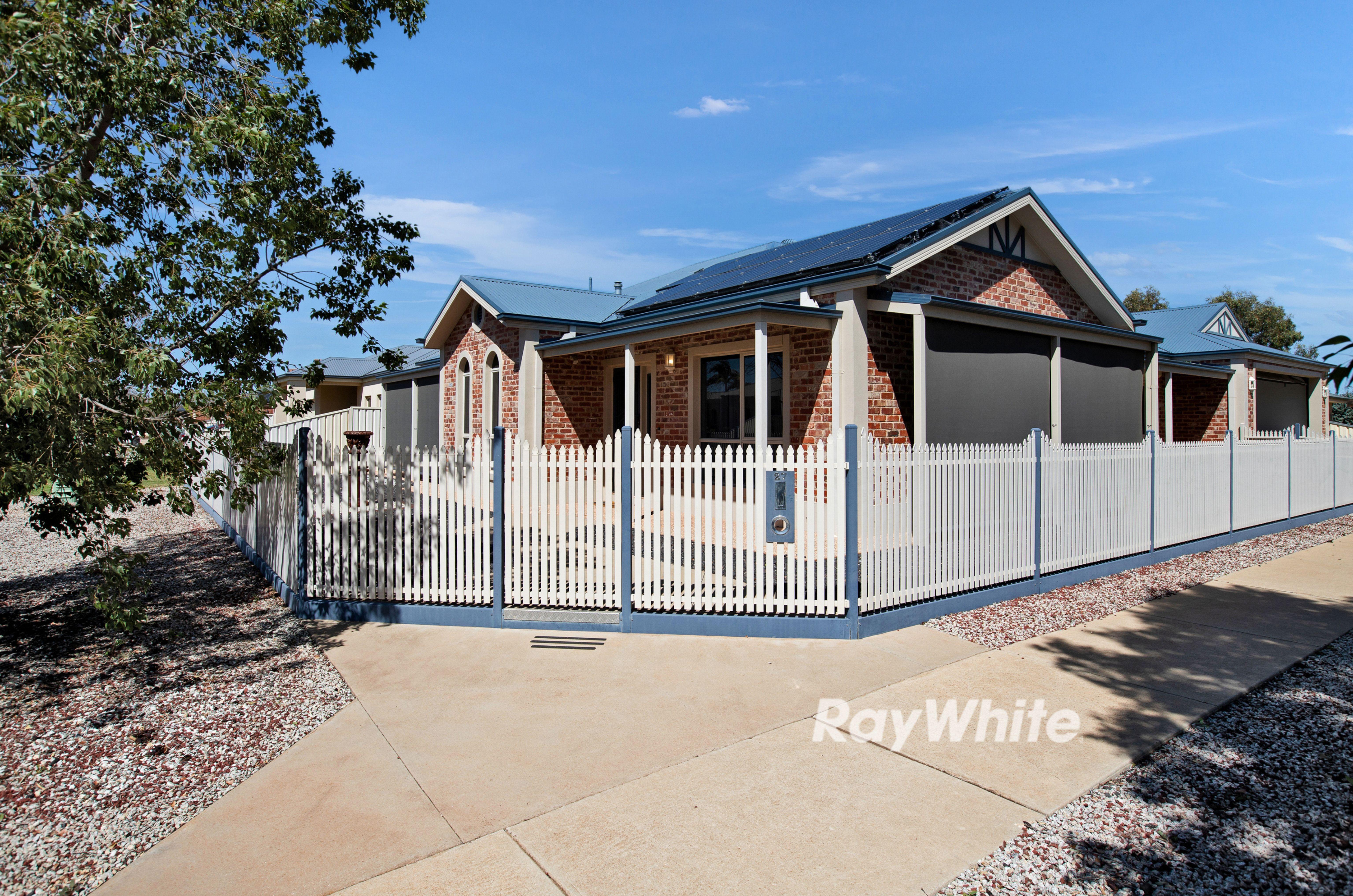 Prop-GPT: House: VIC Mildura, VIC 3500 Home For Rent