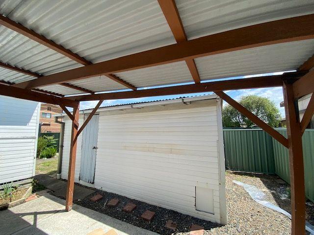 Convenience of walking distance to the CBD