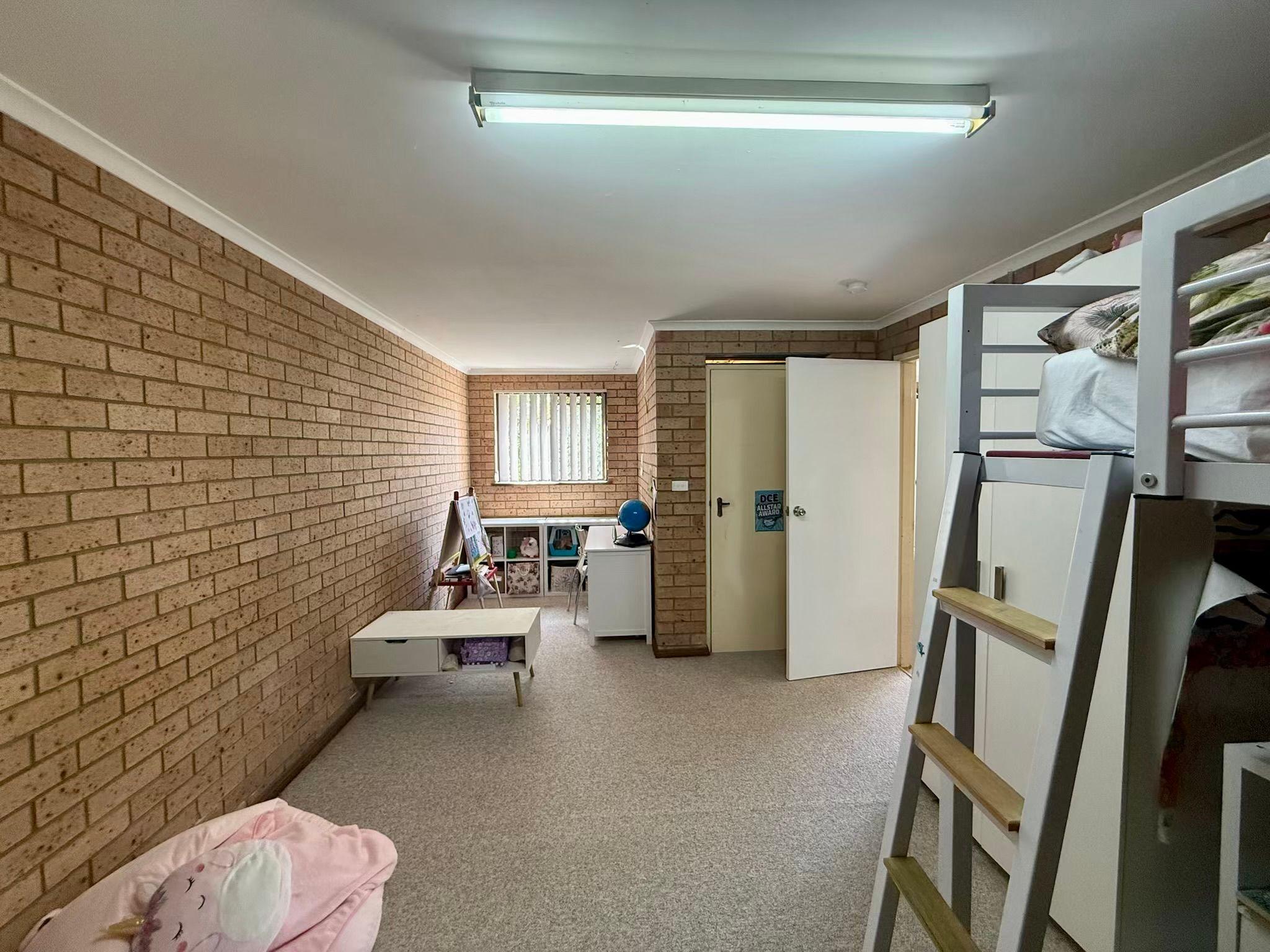 Low-Maintenance Living Just 260m to the Beach & Shops