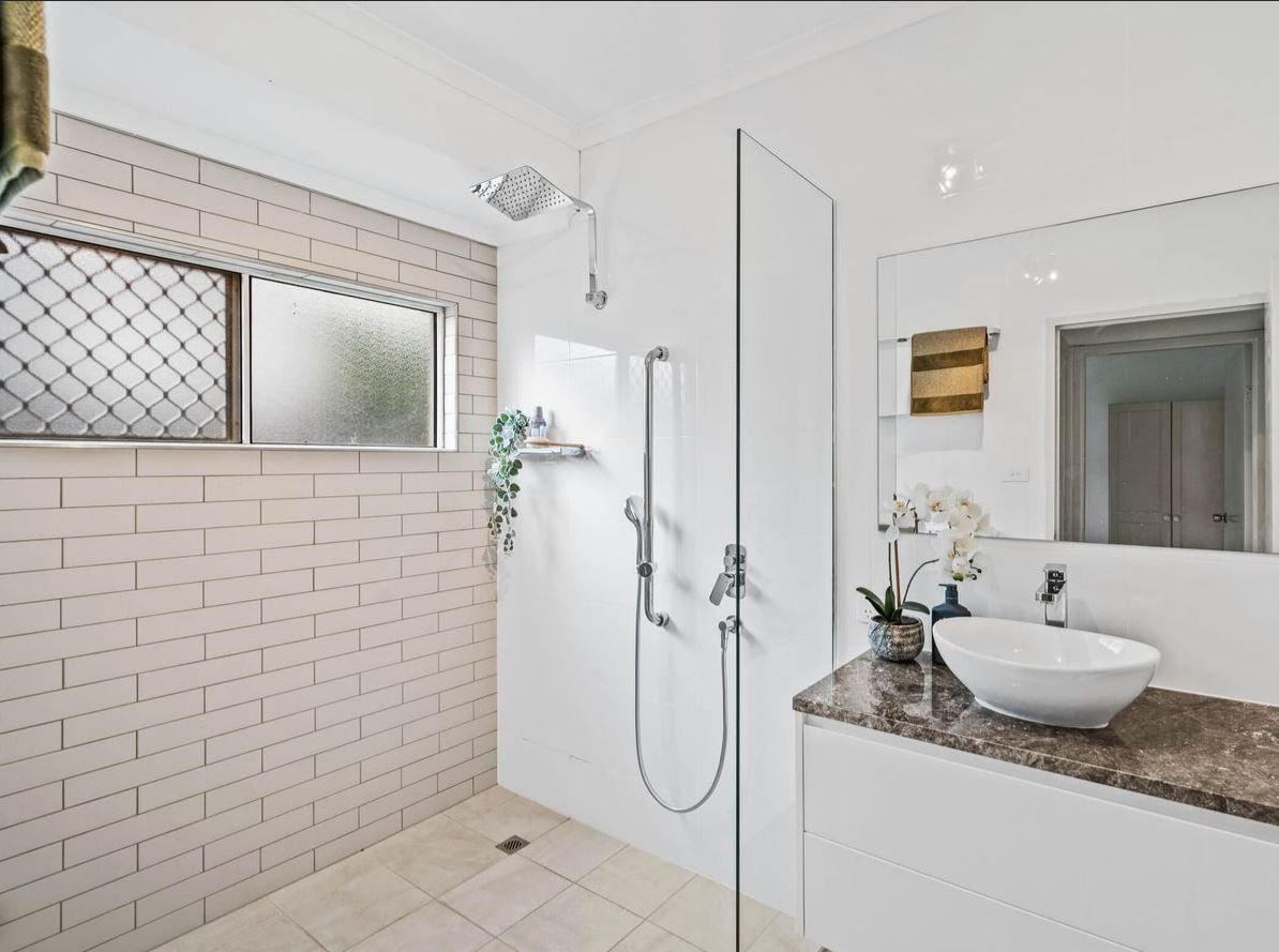 4 Bedrooms, Office Nook, Solar Panels - $730 Week