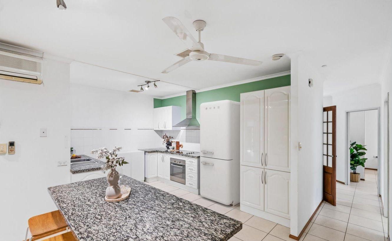 4 Bedrooms, Office Nook, Solar Panels - $730 Week