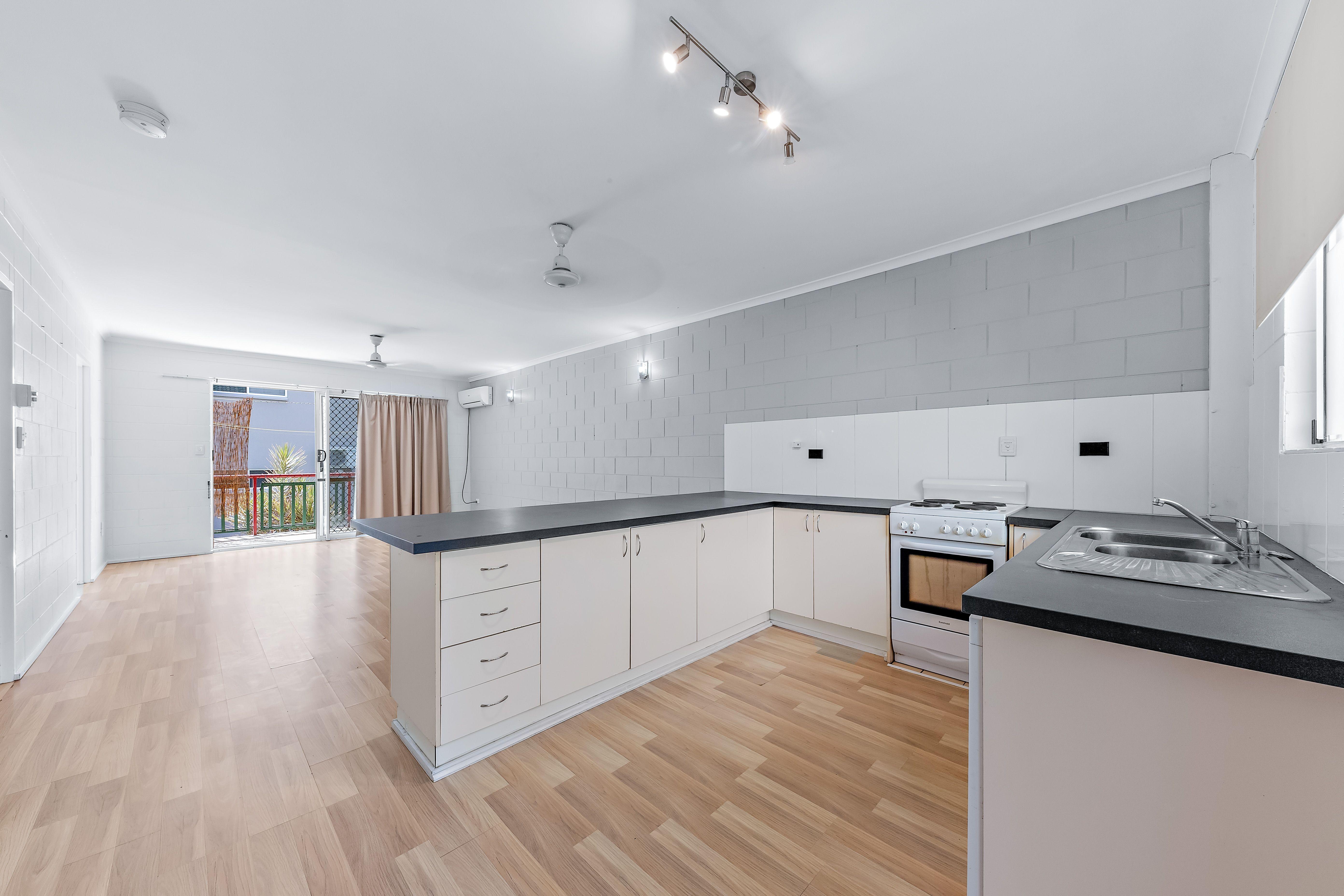 Prop-GPT: Unit: QLD Cannonvale, QLD 4802 Home For Rent