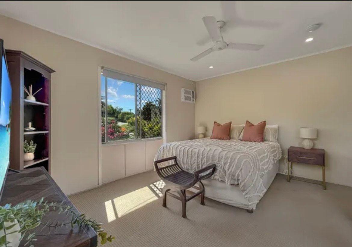 Your Ideal Family Retreat with Pool & Solar!