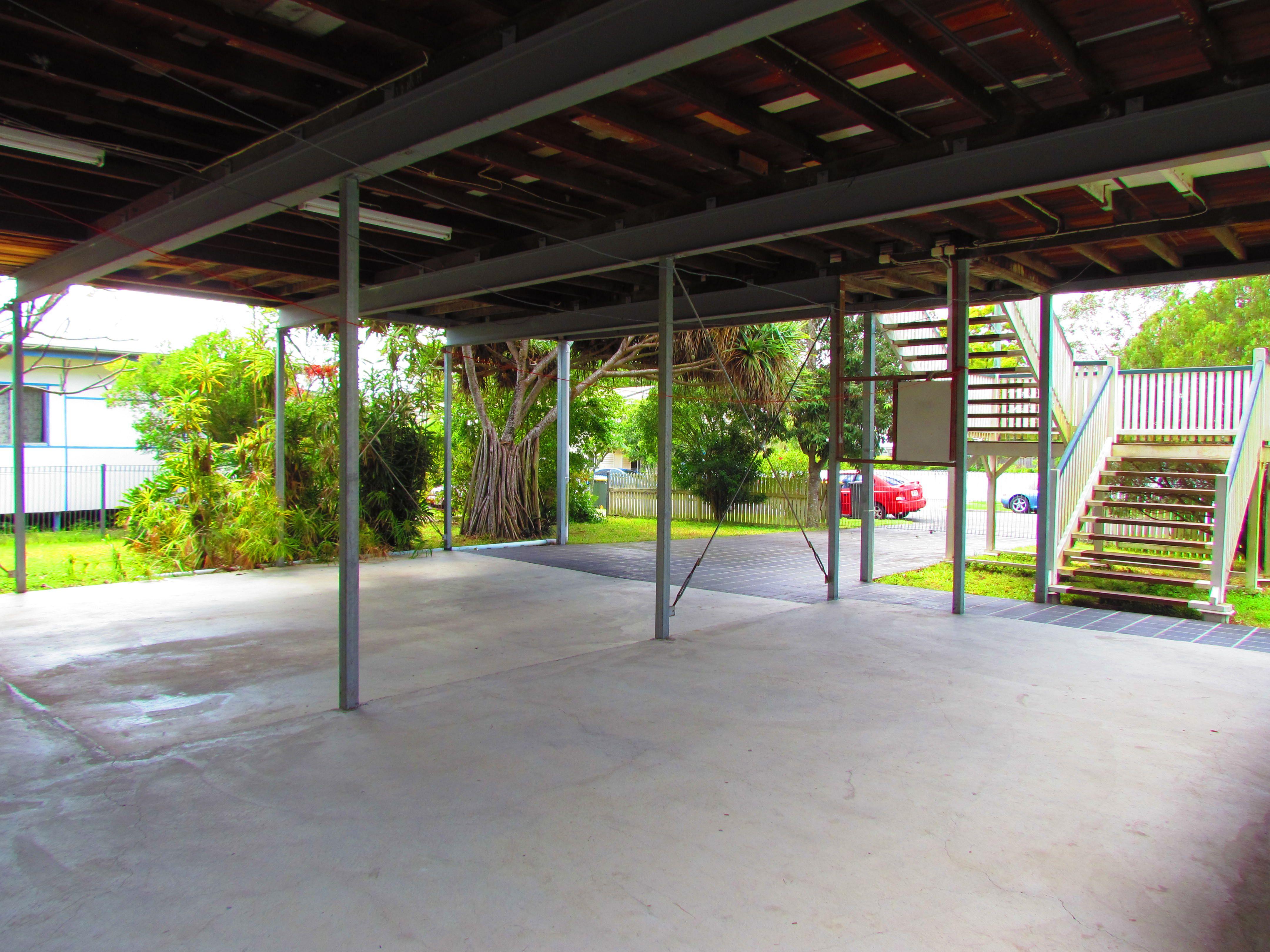 Character Filled 3 Bedroom with Beautiful Outlook