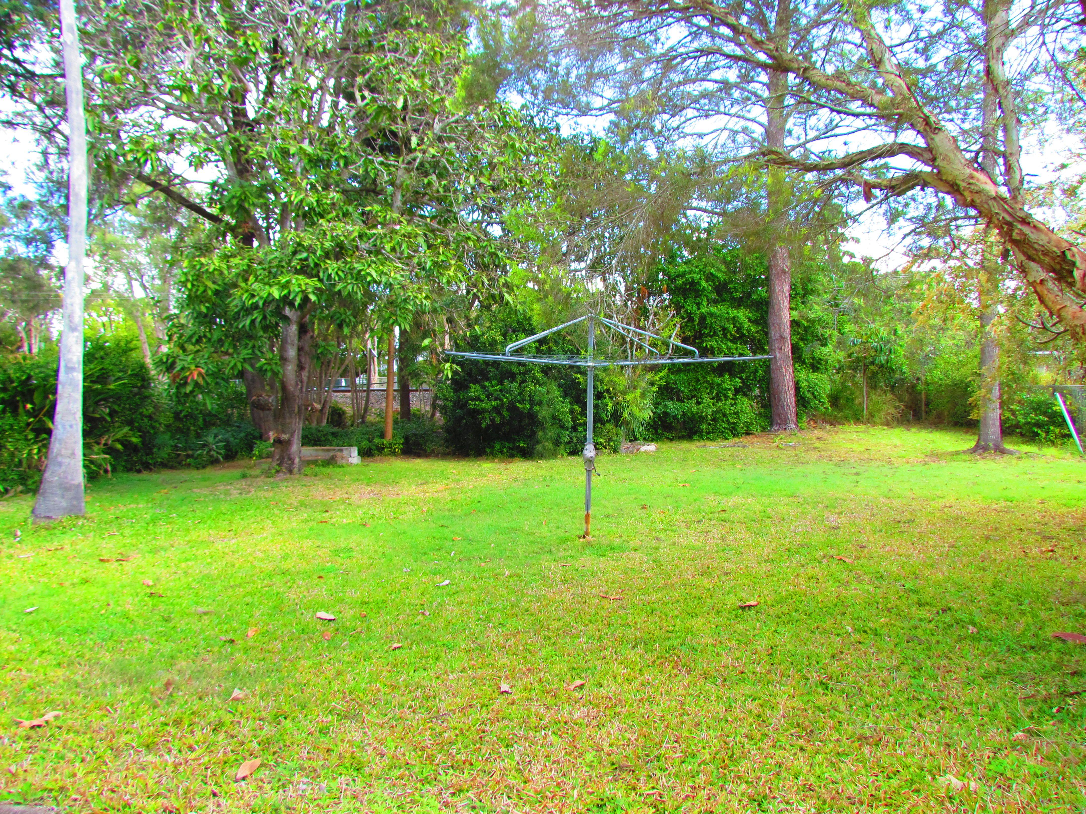 Character Filled 3 Bedroom with Beautiful Outlook